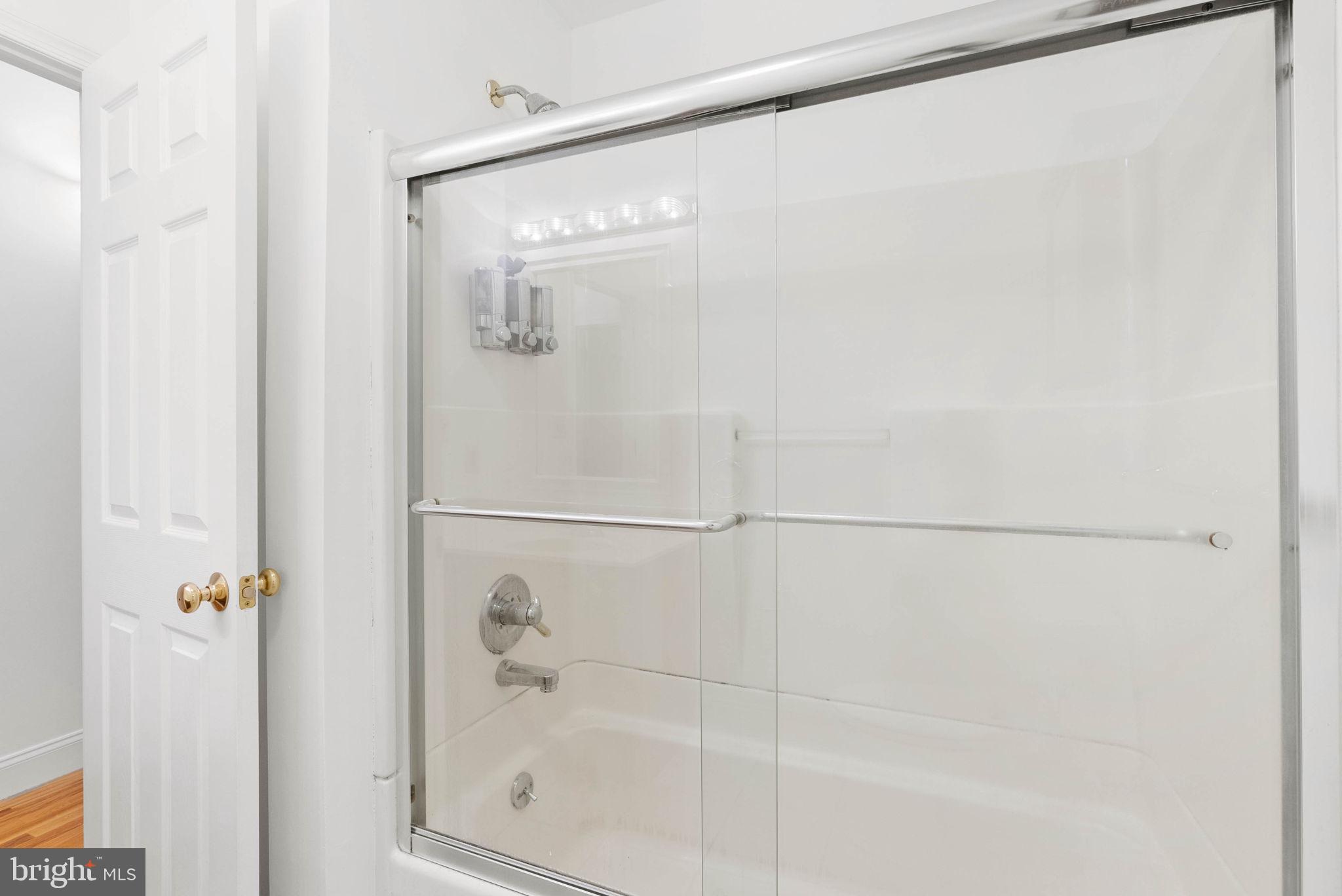 BELLA VISTA - Residential