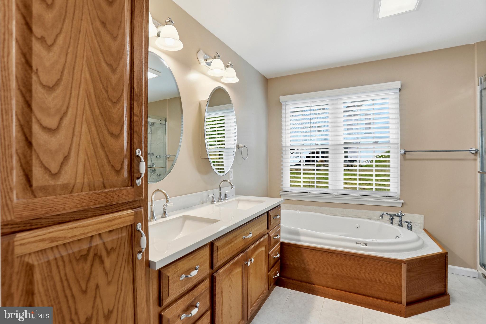 ARROWOOD - Residential