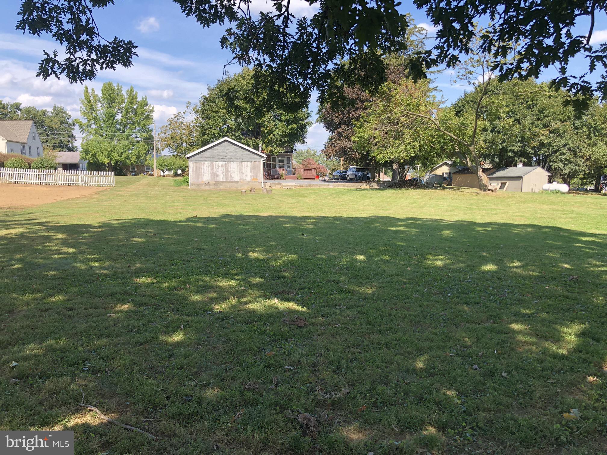 AKRON BOROUGH - Residential