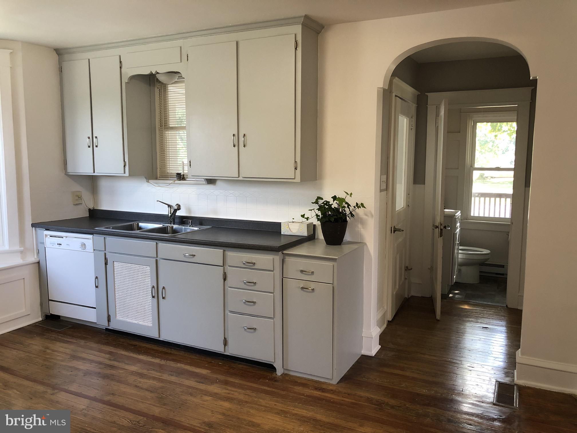 AKRON BOROUGH - Residential