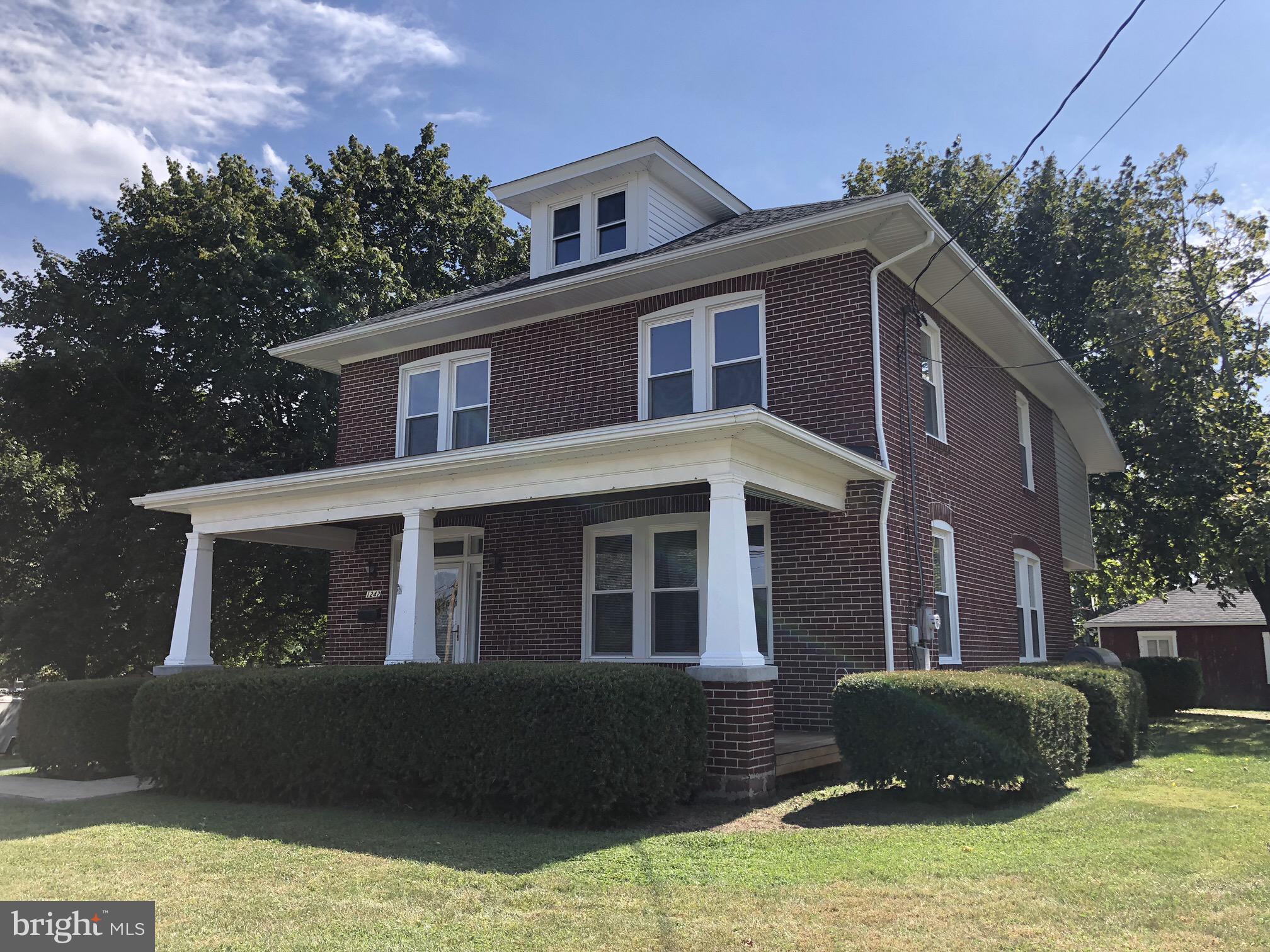 AKRON BOROUGH - Residential