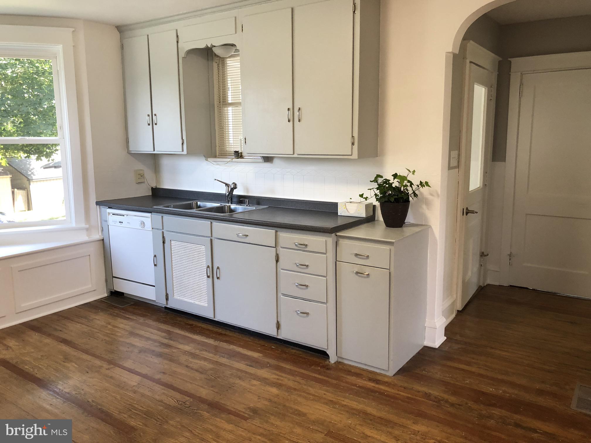 AKRON BOROUGH - Residential