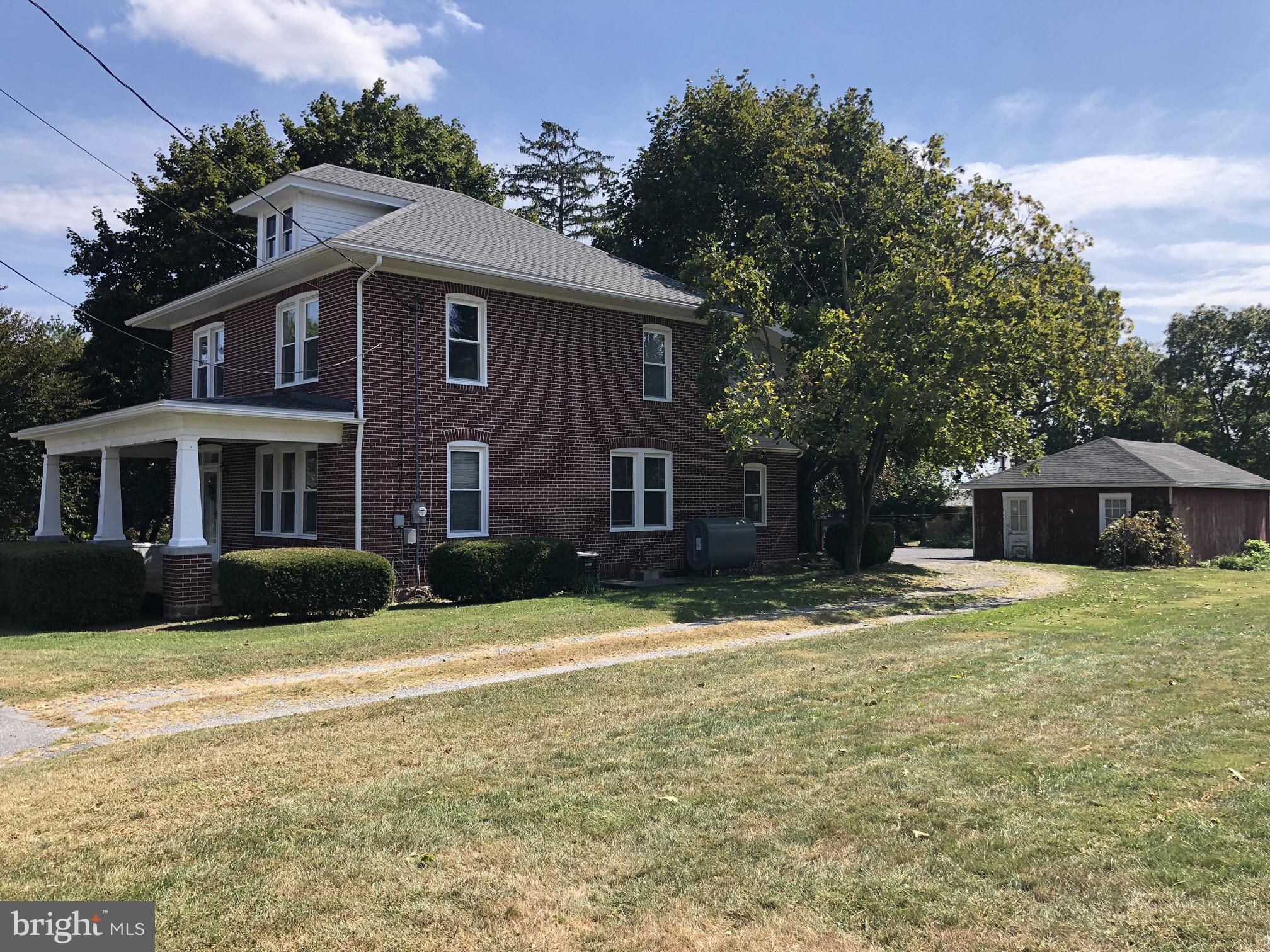 AKRON BOROUGH - Residential