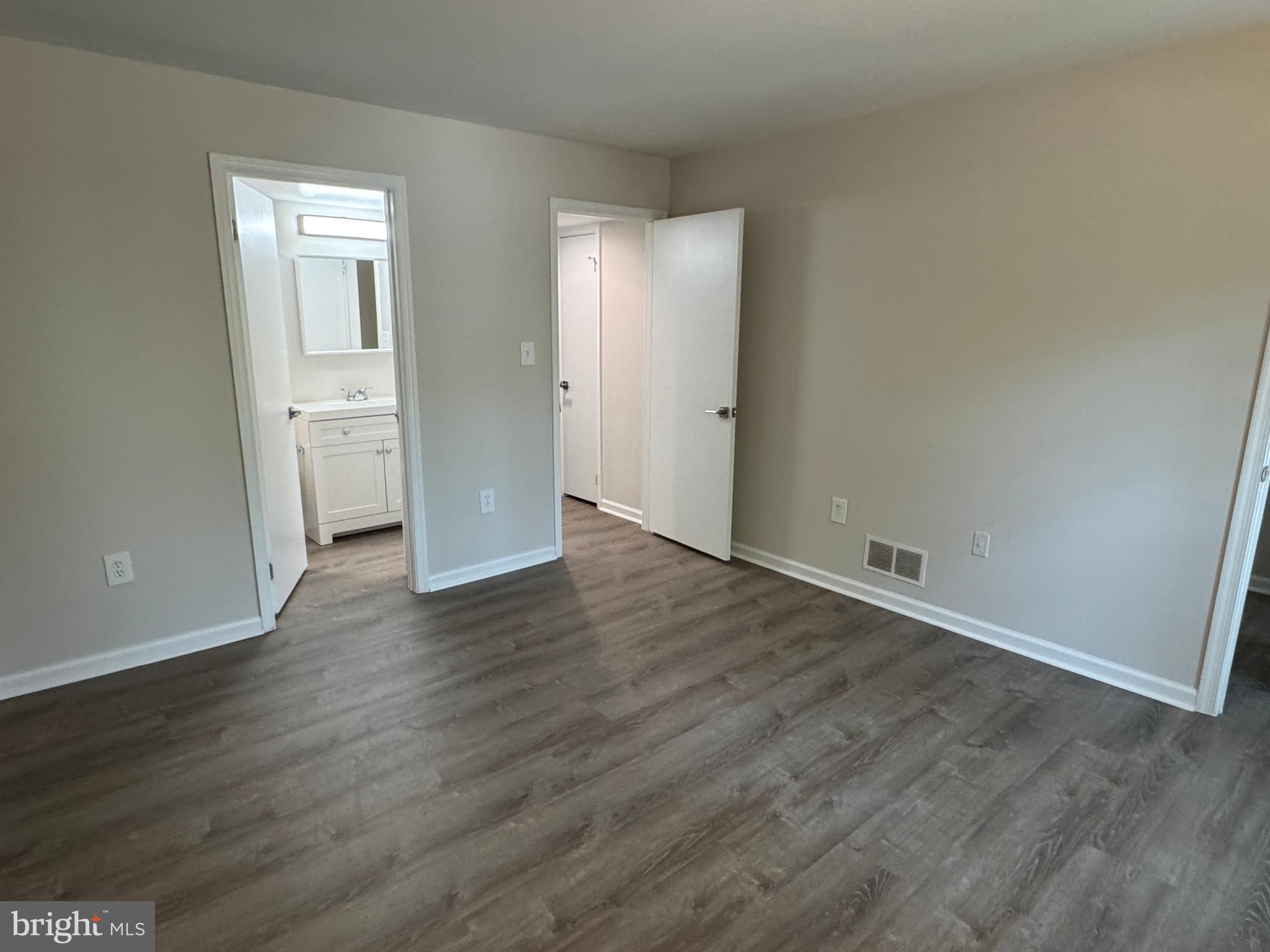 HEATHERLEA - Residential Lease