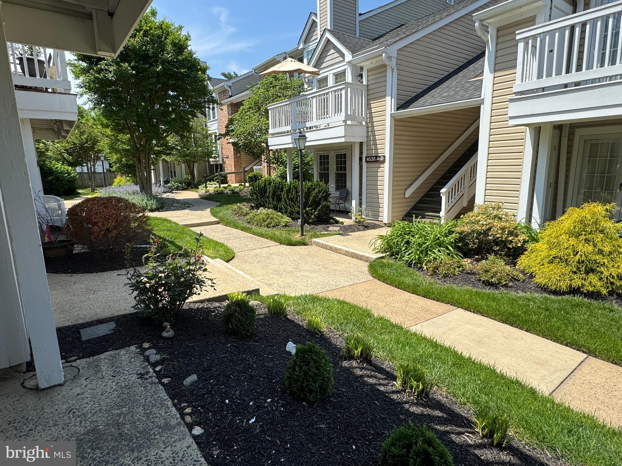 HEATHERLEA - Residential Lease