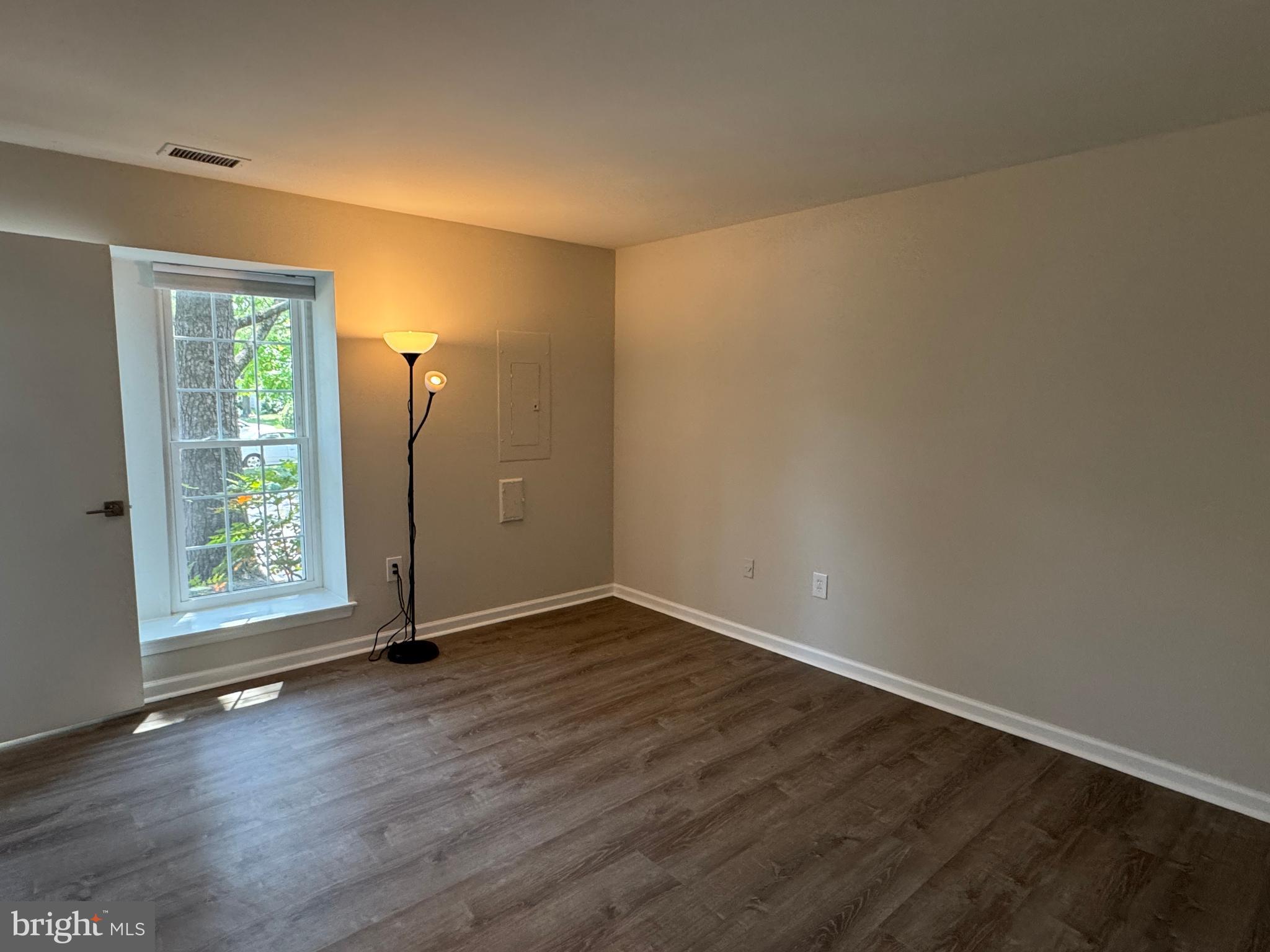 HEATHERLEA - Residential Lease