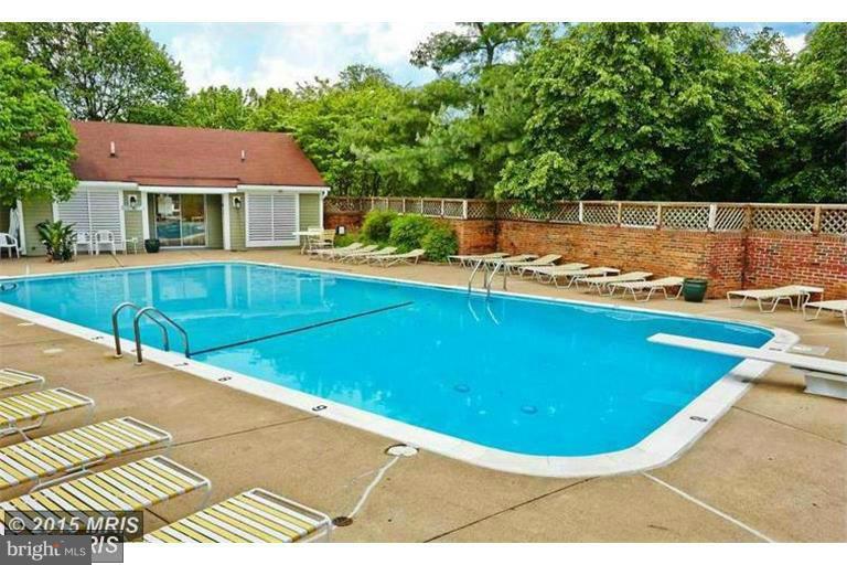 HEATHERLEA - Residential Lease