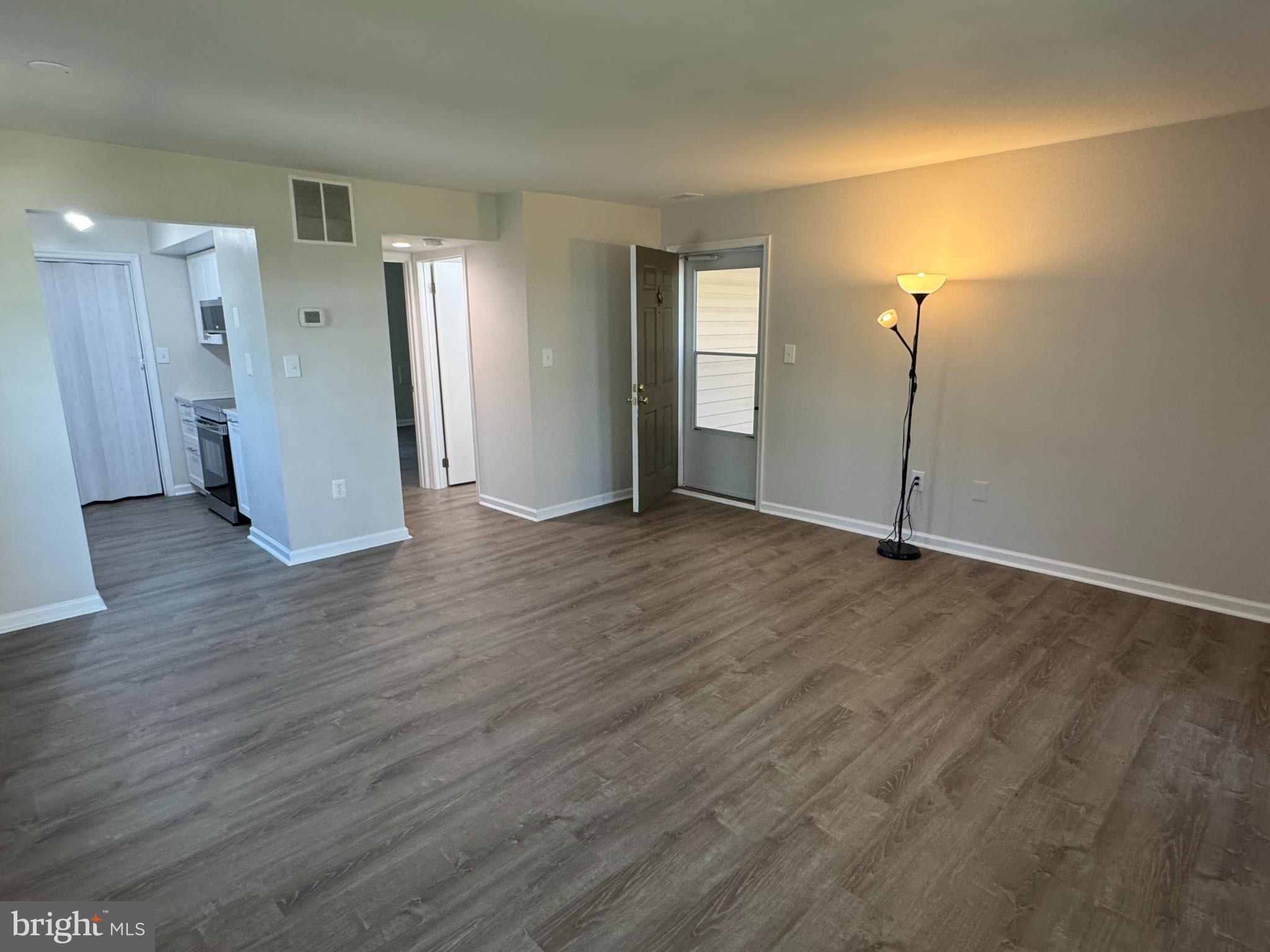 HEATHERLEA - Residential Lease