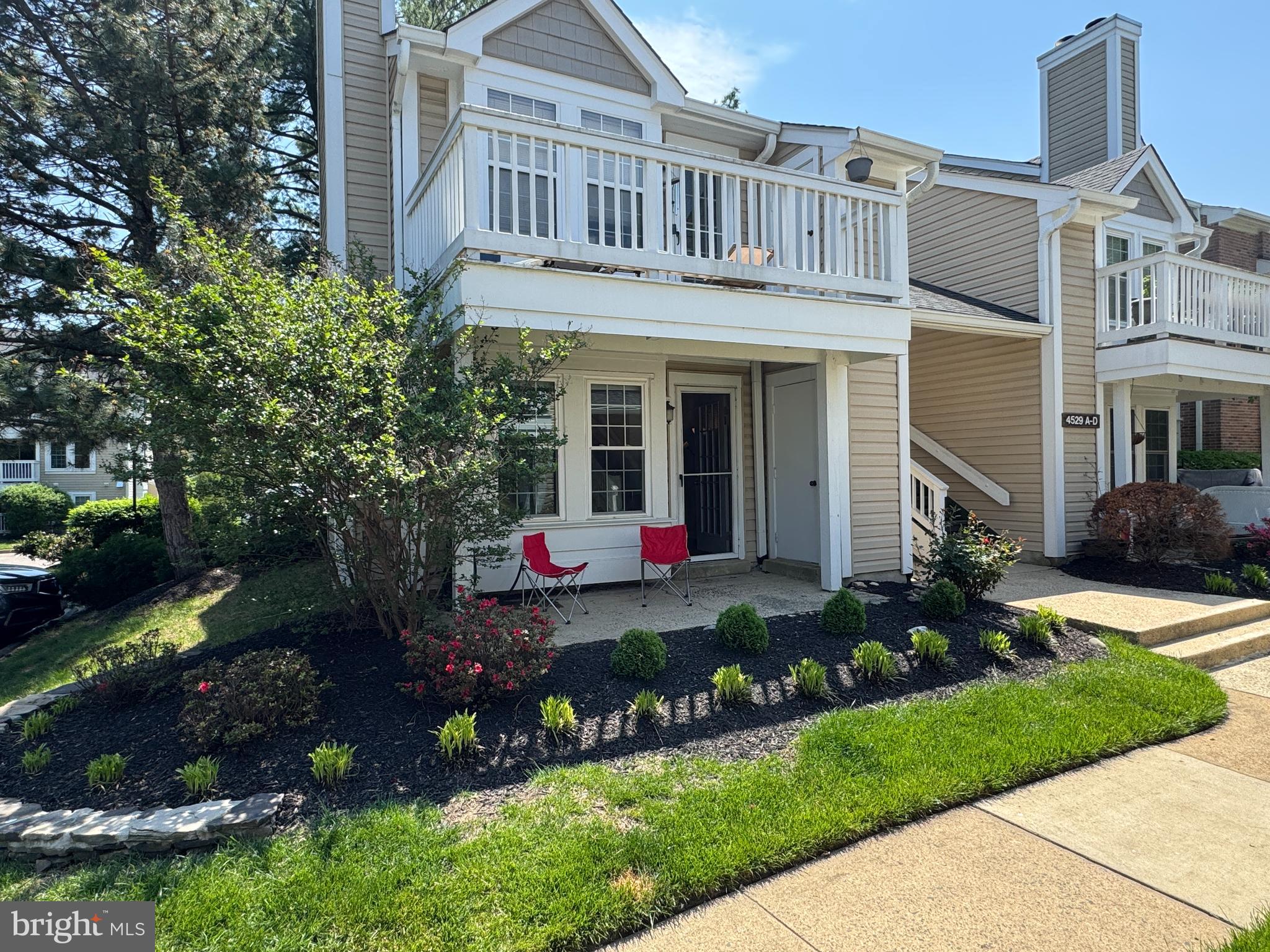 HEATHERLEA - Residential Lease