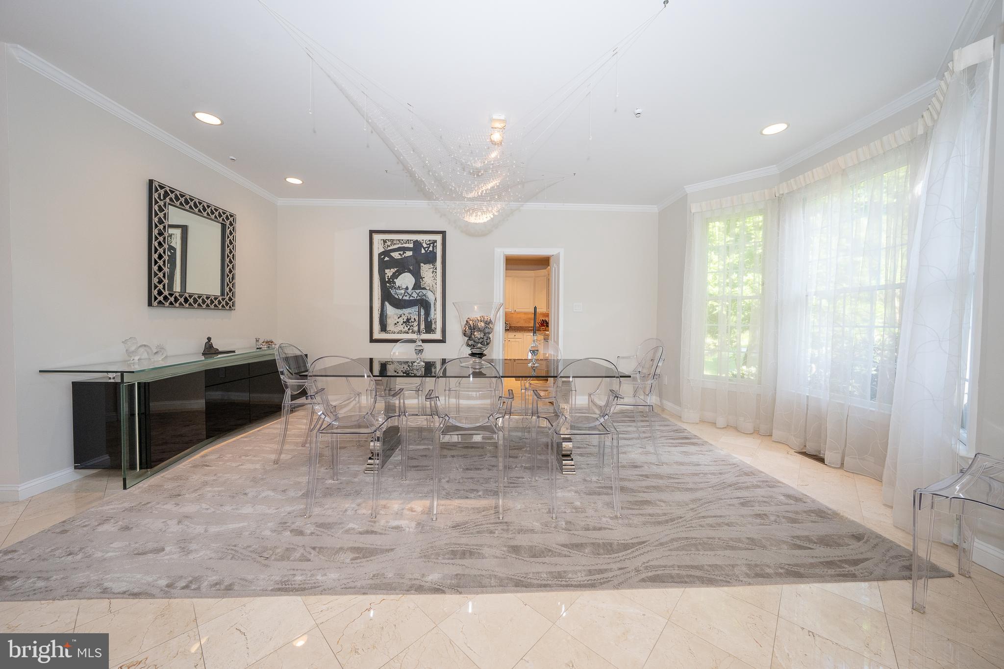 MERION HILL - Residential