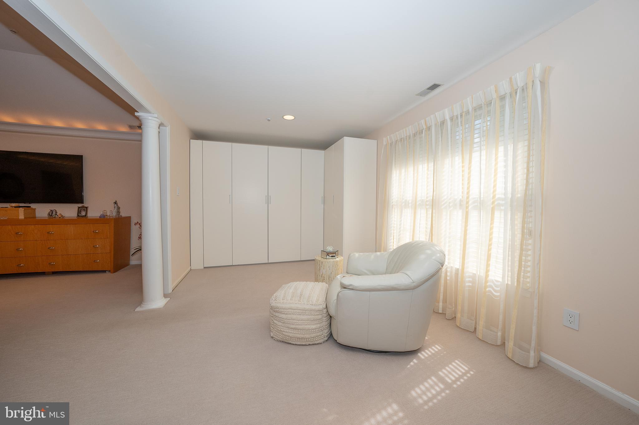 MERION HILL - Residential