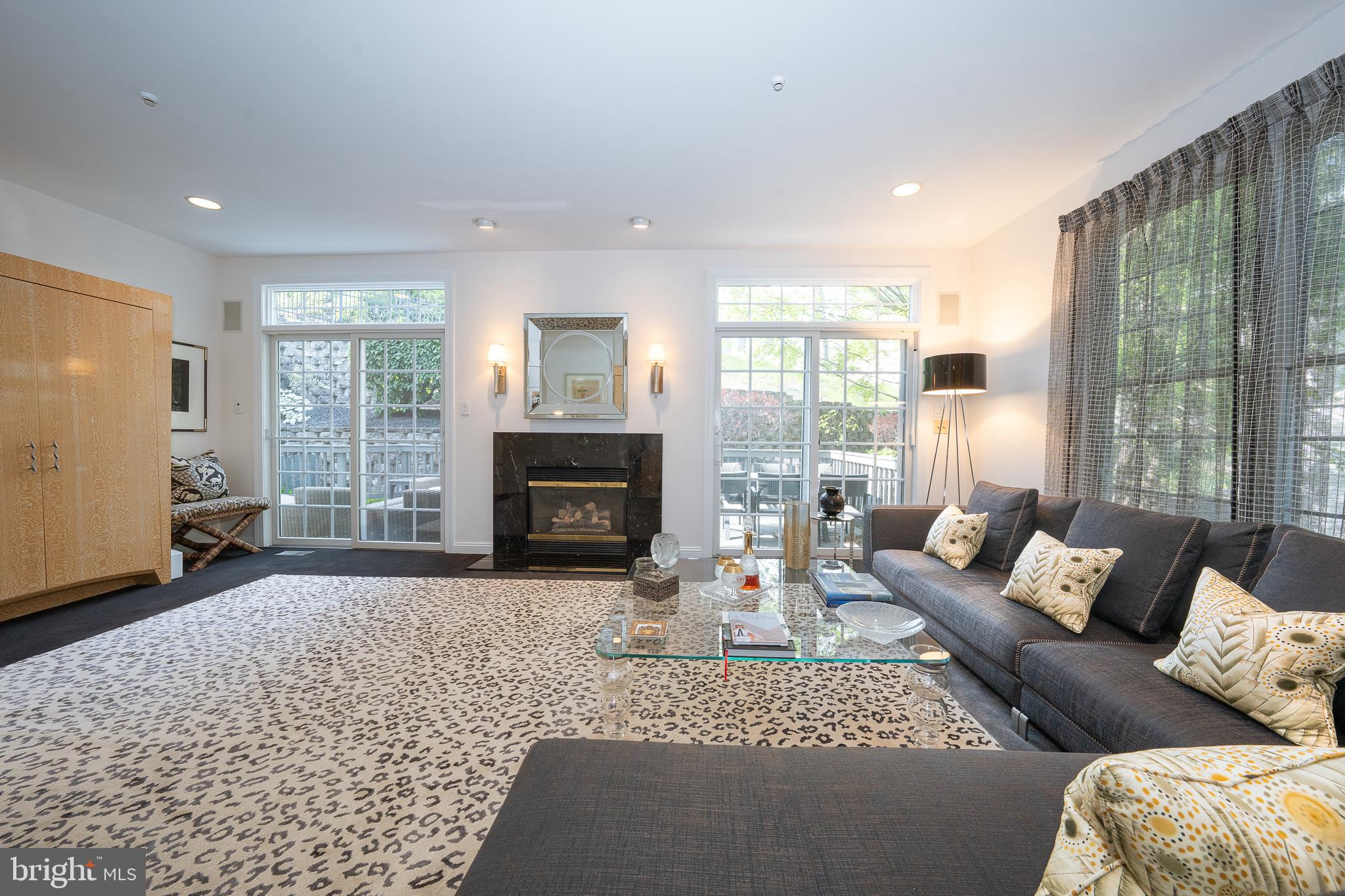 MERION HILL - Residential