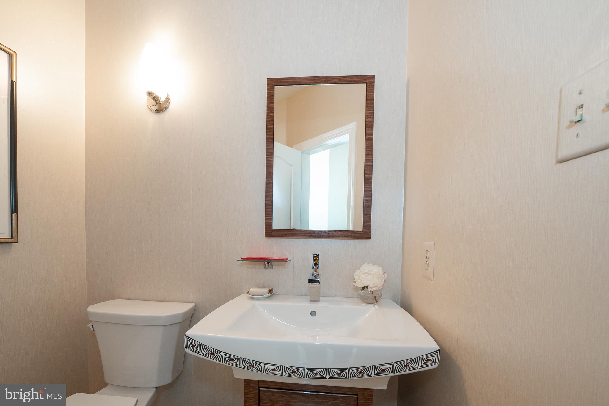 MERION HILL - Residential