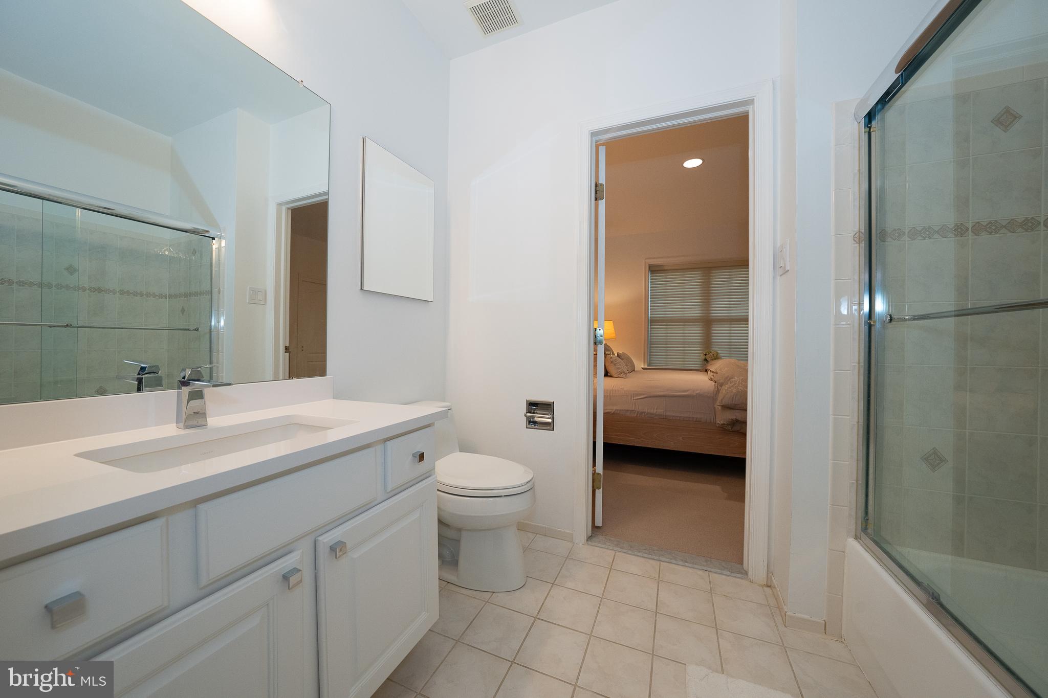 MERION HILL - Residential