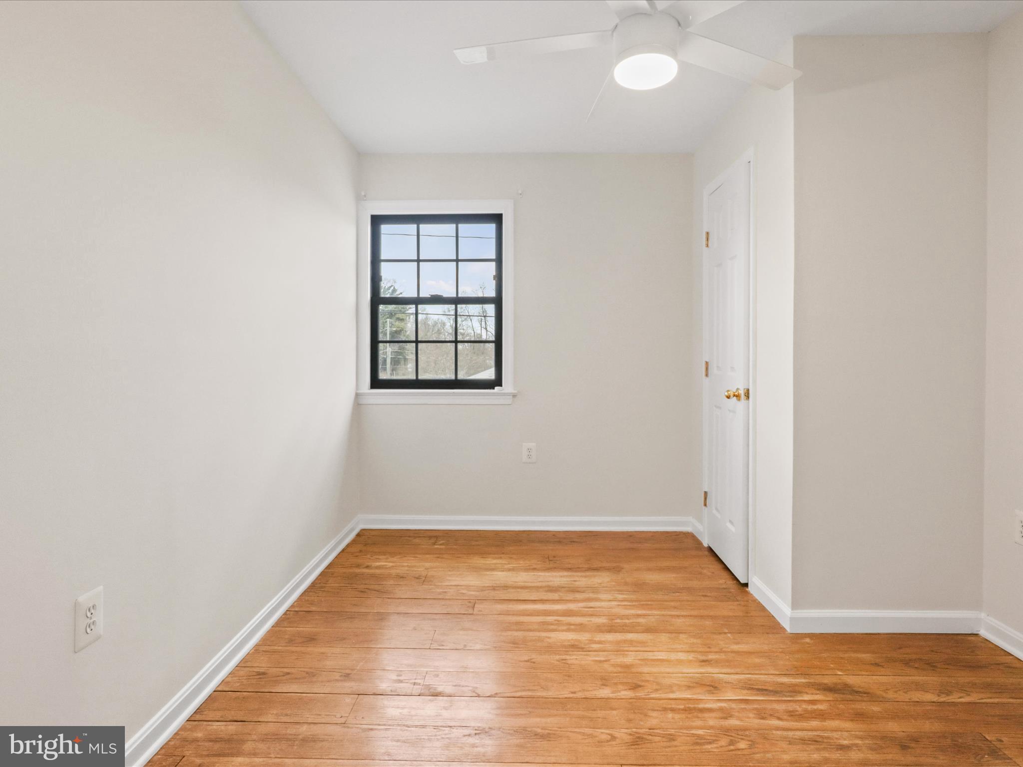 FEATHERSTONE SHORES - Residential