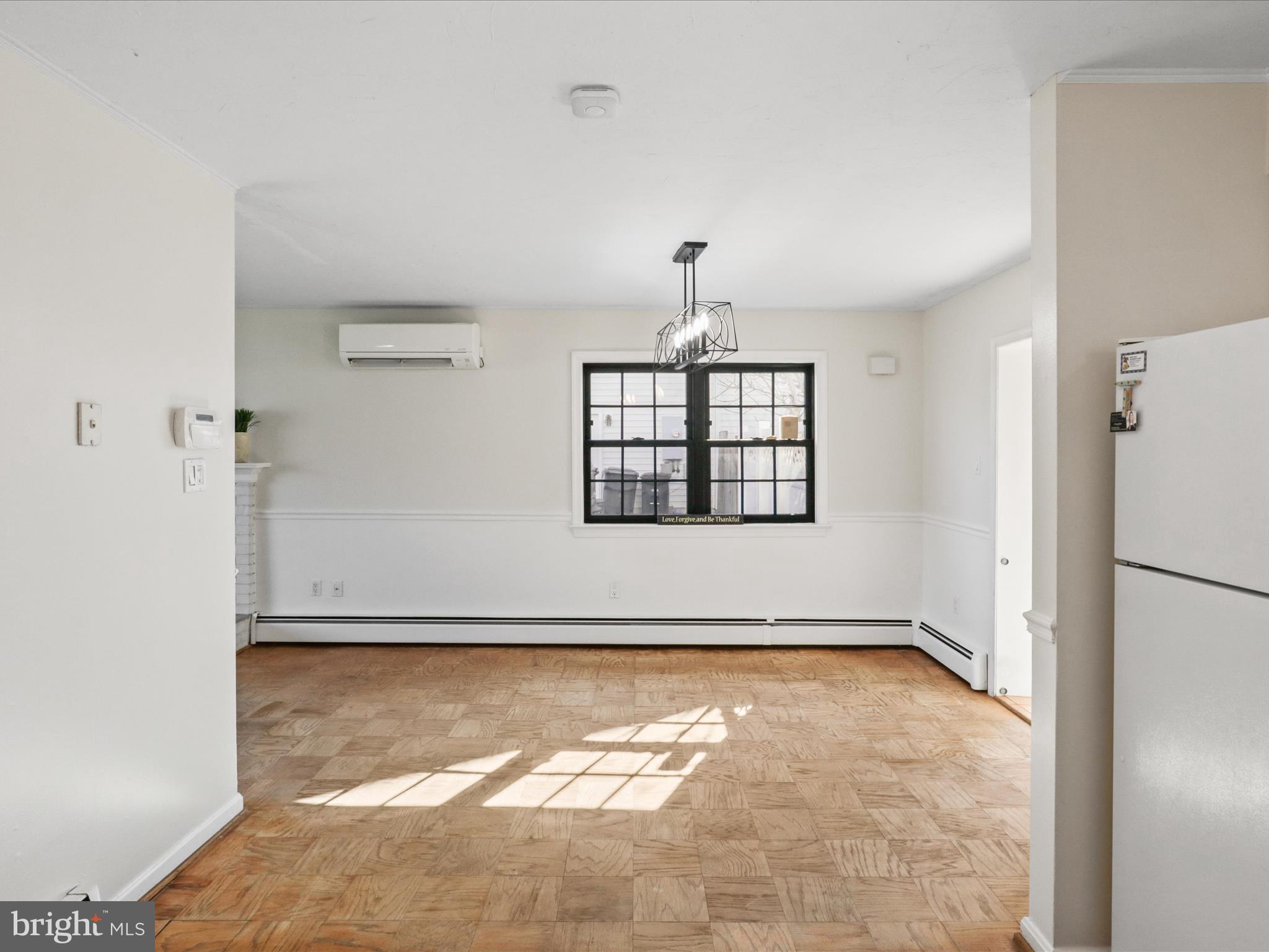 FEATHERSTONE SHORES - Residential