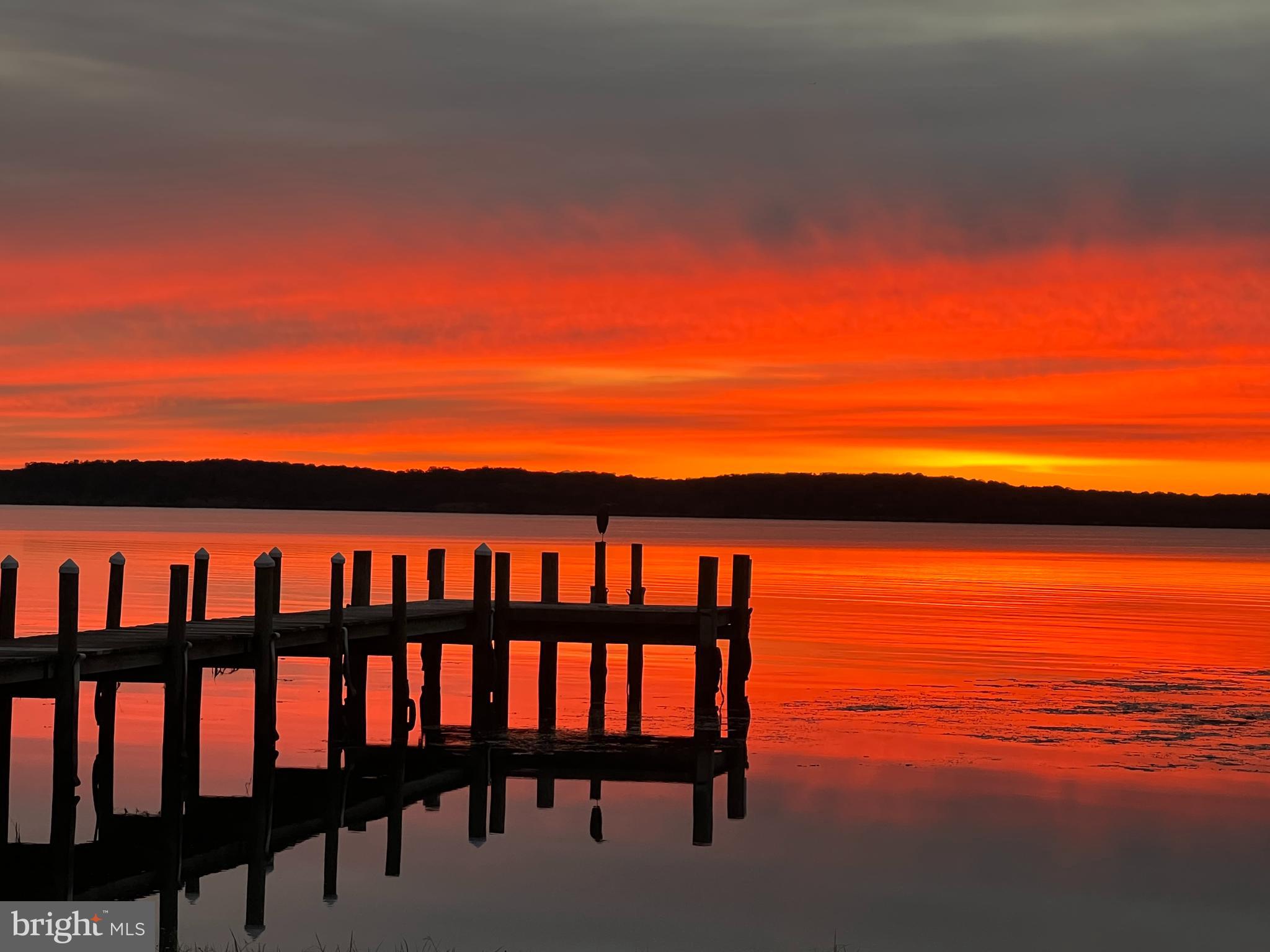 FEATHERSTONE SHORES - Residential