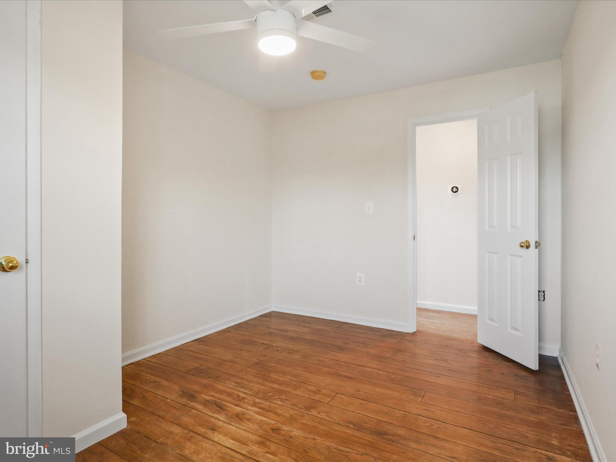 FEATHERSTONE SHORES - Residential