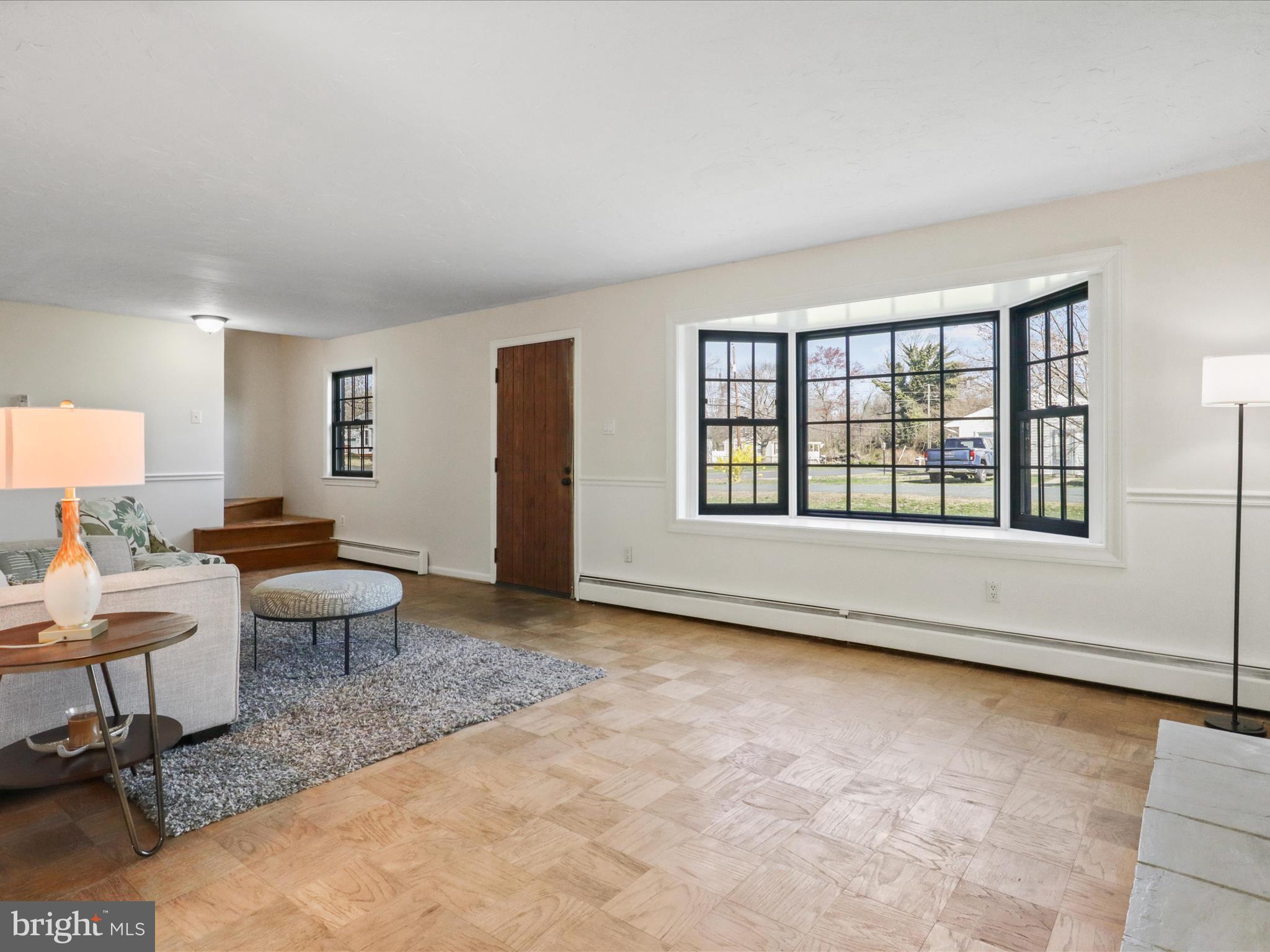 FEATHERSTONE SHORES - Residential