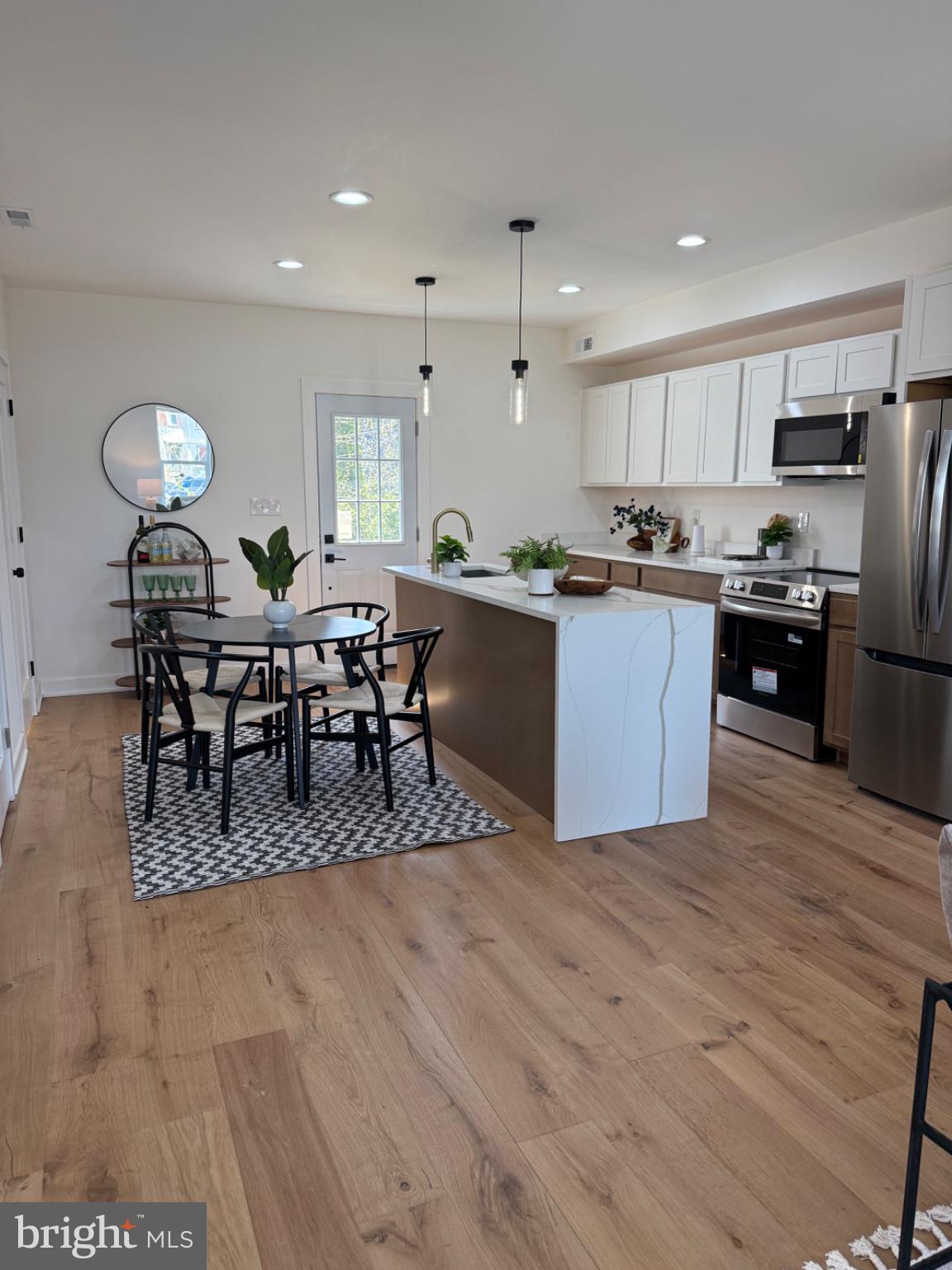 CENTRAL PARK HEIGHTS - Residential