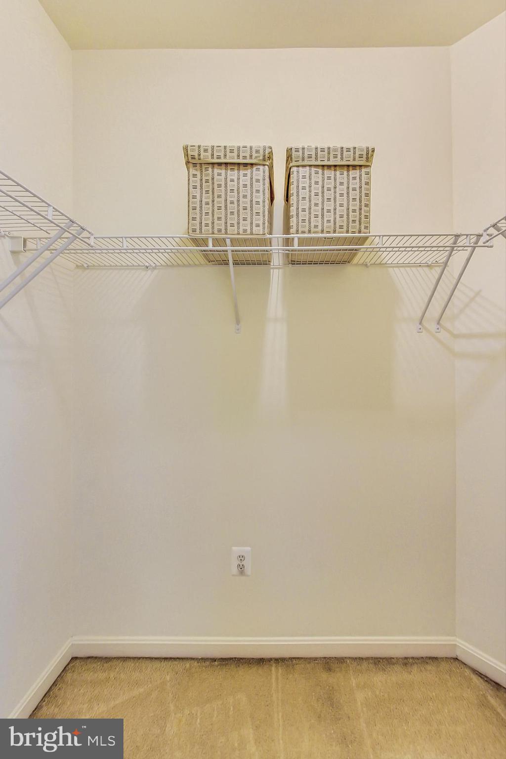 RETREAT AT FAIRWOOD TOWN - Residential