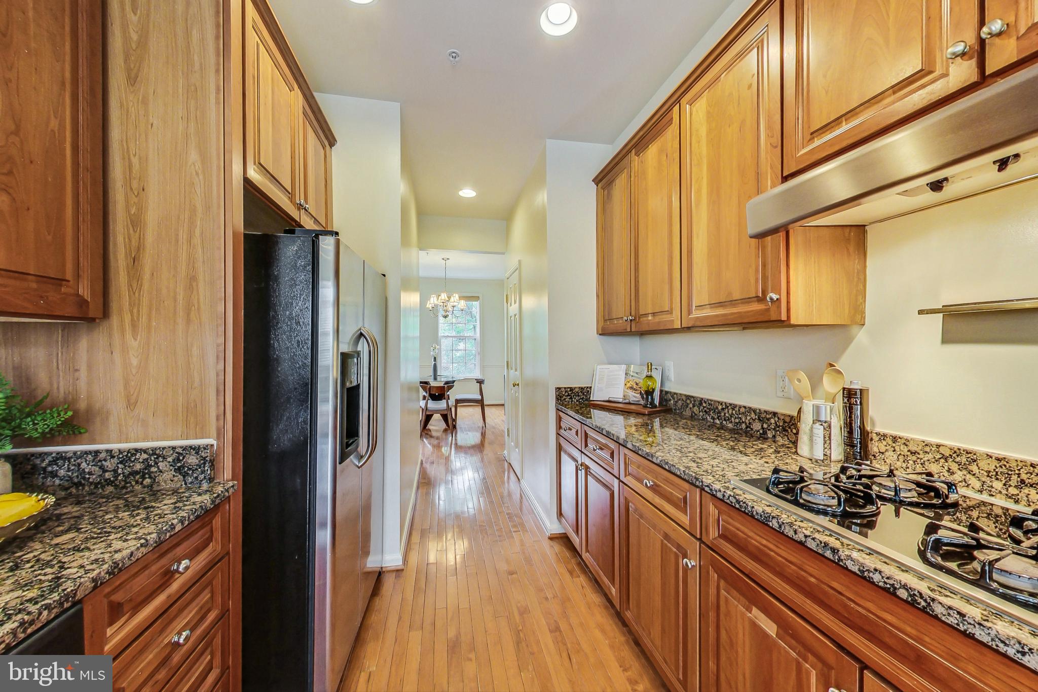 RETREAT AT FAIRWOOD TOWN - Residential