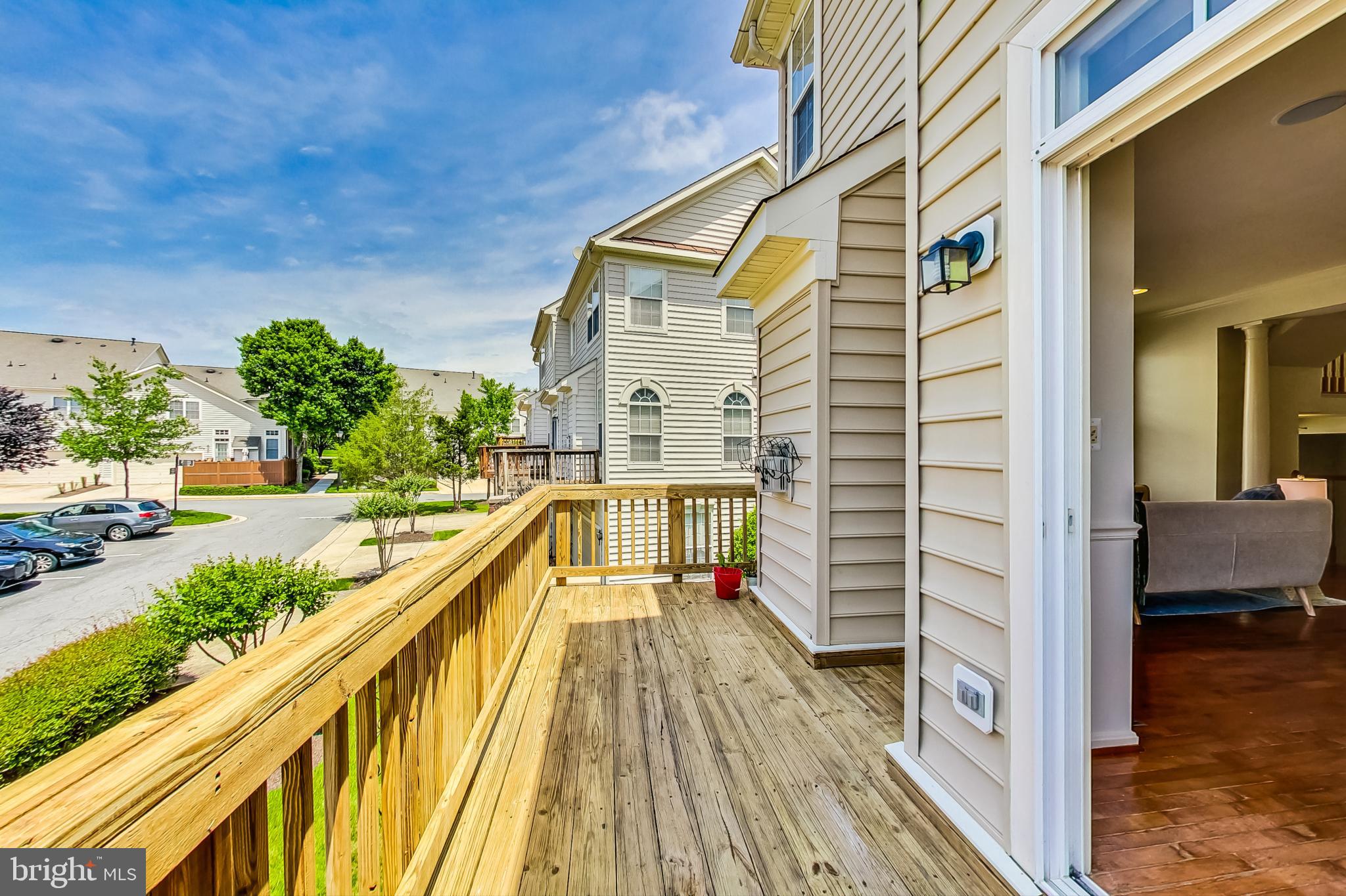 RETREAT AT FAIRWOOD TOWN - Residential