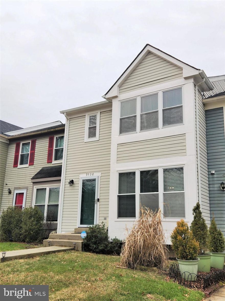 This home has it all!
The entire townhouse has been recently updated. Modern townhome with private deck overlooking fenced back yard and vast common grassland.
Be prepared to be wowed by this open floor plan.
The kitchen features include: modern appliances, corian counter tops, designer lighting, gleaming floors, designer lights, custom cabinetry and pantry.
Hardwood flooring on the main and upper level.
The primary bedroom has a raised or vaulted ceiling.
Improved attic for additional storage.
Fully carpeted lower level Family Room with fireplace, full bath, laundry room and access to the backyard. Community pool, basketball and trails at your back door!!
Two assigned parking spots in front of the home.
Conveniently located close to I-270 and ICC.
Within minutes to Clarksville Outlets, grocery and fine dining.