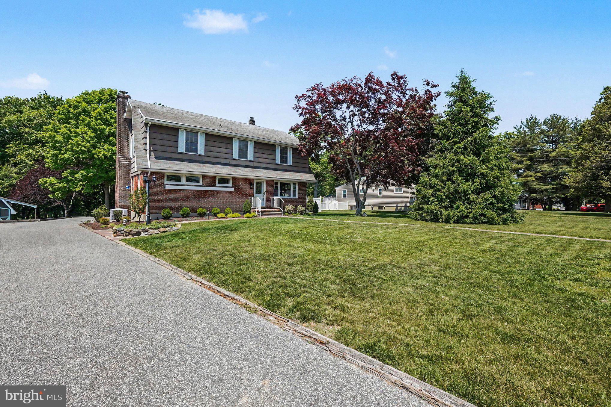 PLEASANT BROOK - Residential