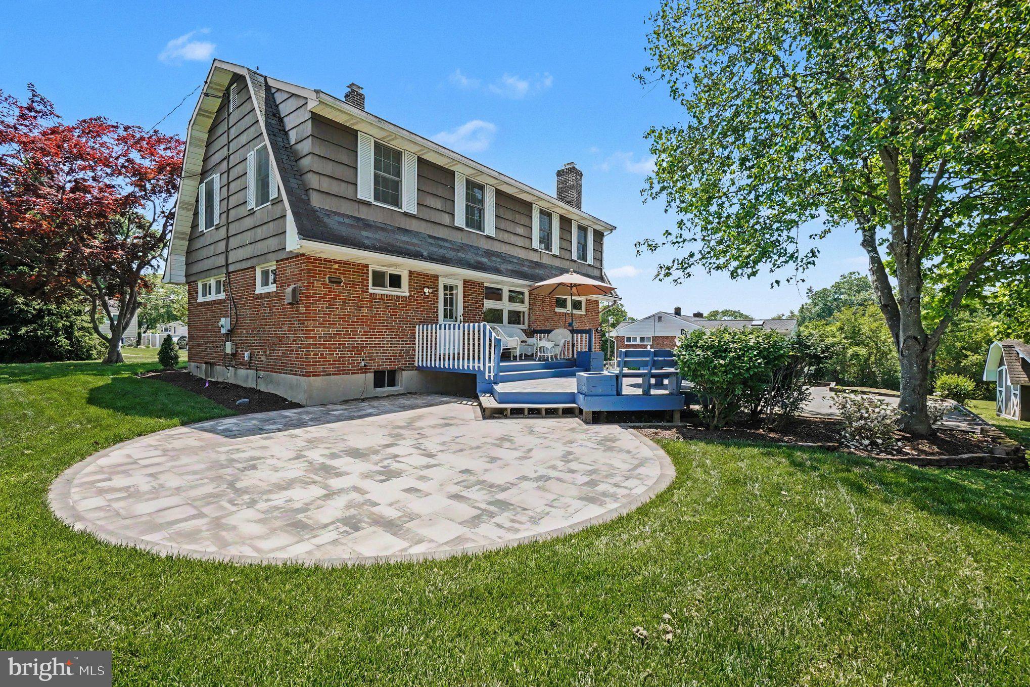 PLEASANT BROOK - Residential
