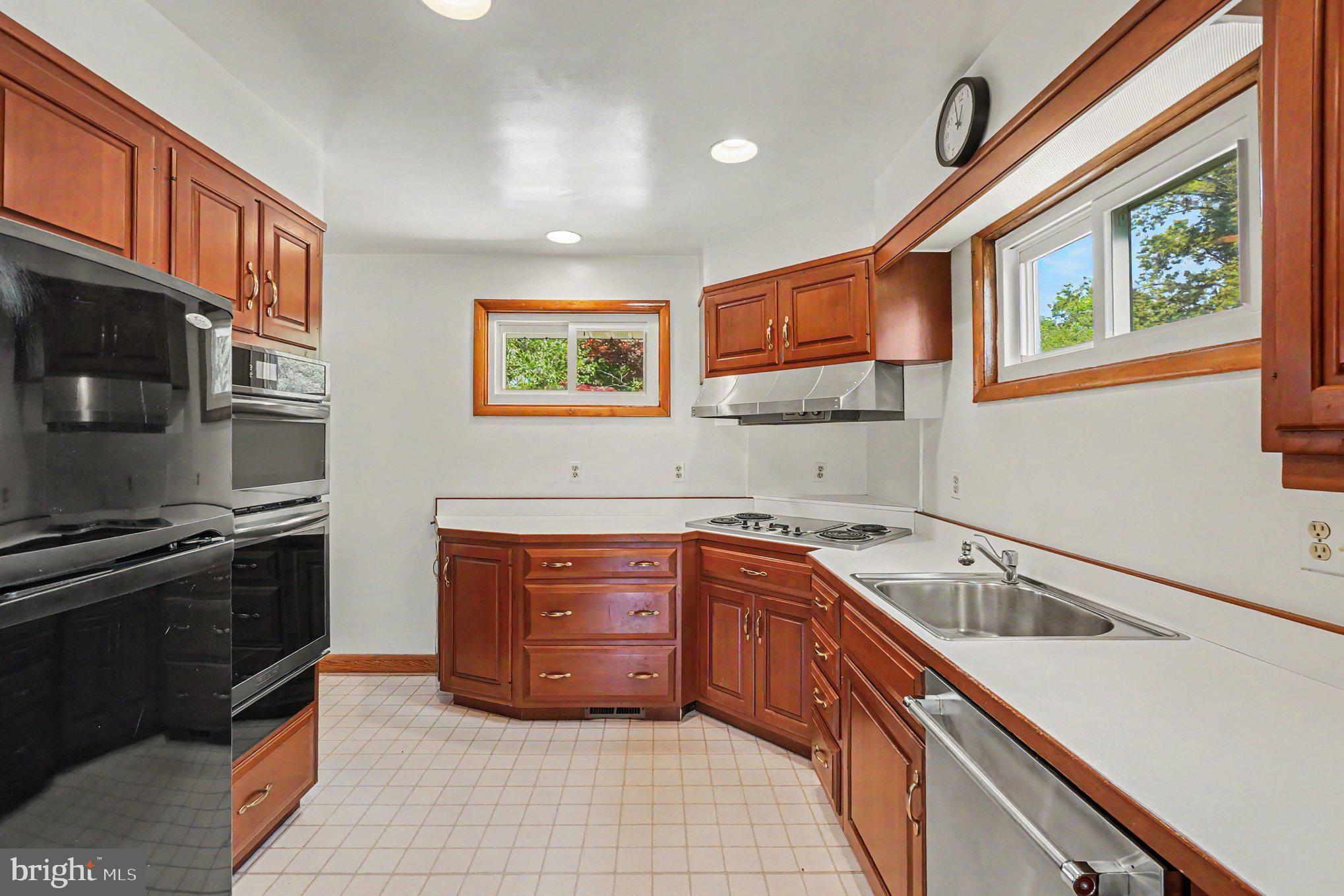 PLEASANT BROOK - Residential