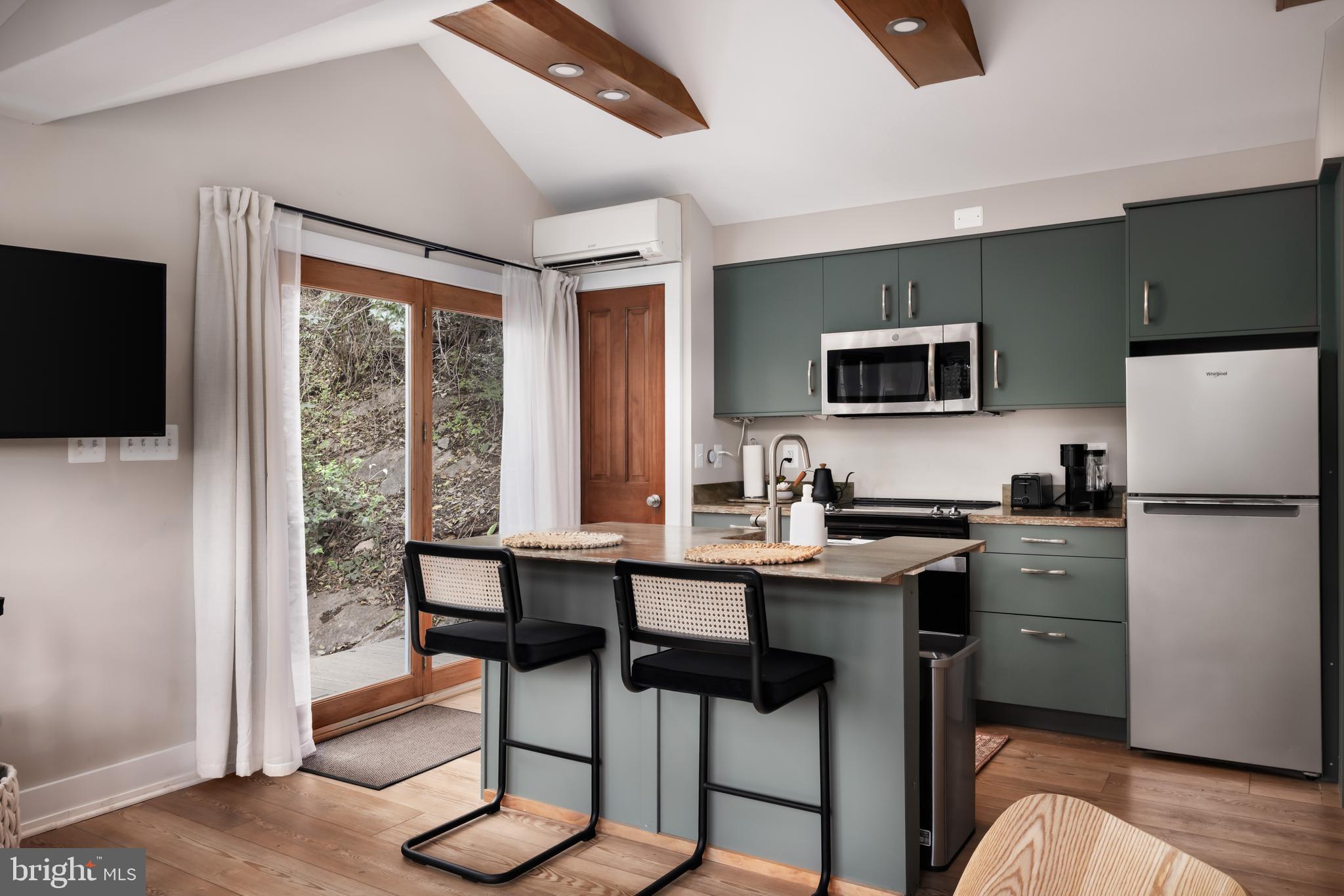 MEGEATH - Residential Lease