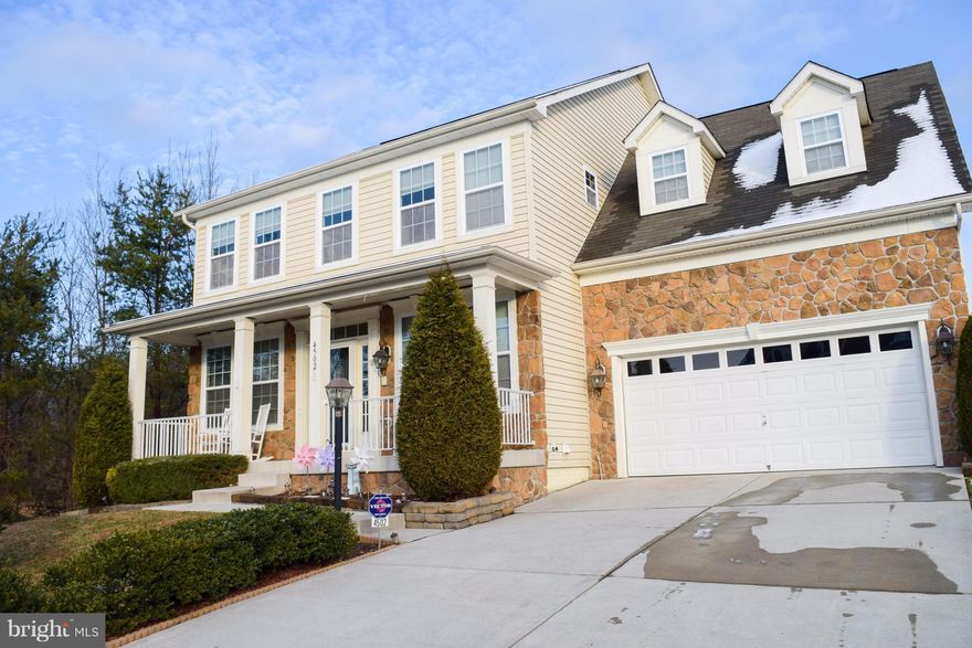 PRICE REDUCED Stunning 4 bedroom 4 1/2 bath Colonial Home sitting on the largest lot in the area. End of court, fenced in 107' x 74' flat back yard, gourmet kitchen . 22' x 15' Maintenance Free Deck, sun room, central vacuum, gas fireplace, surround sound throughout home and finished basement. Bedrooms have walk in closets,