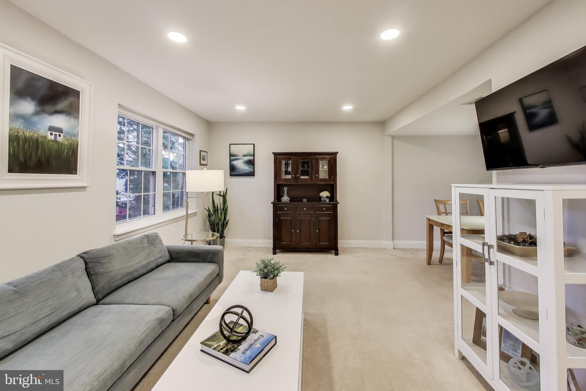 PINEWOOD GREENS - Residential