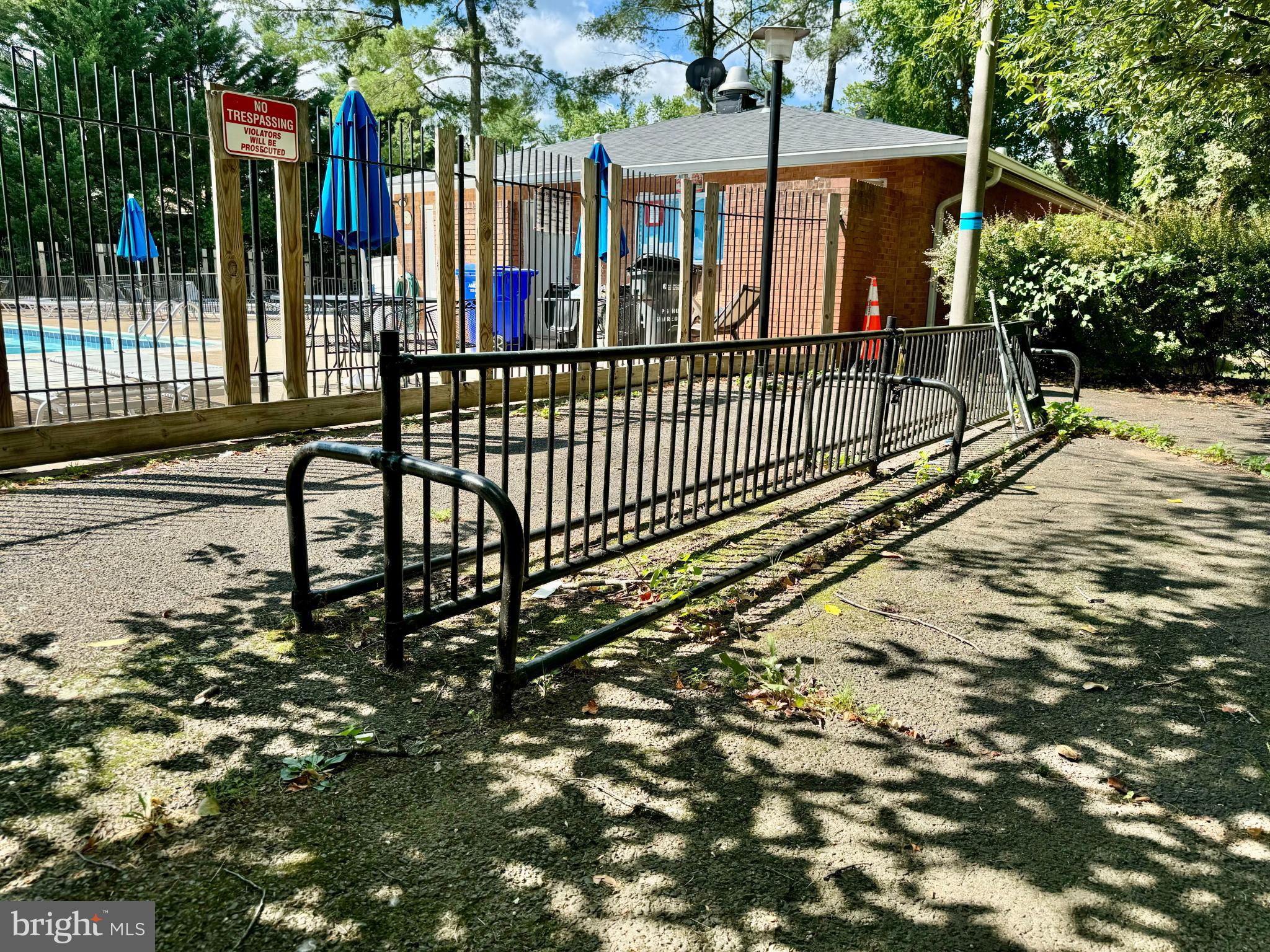 PINEWOOD GREENS - Residential