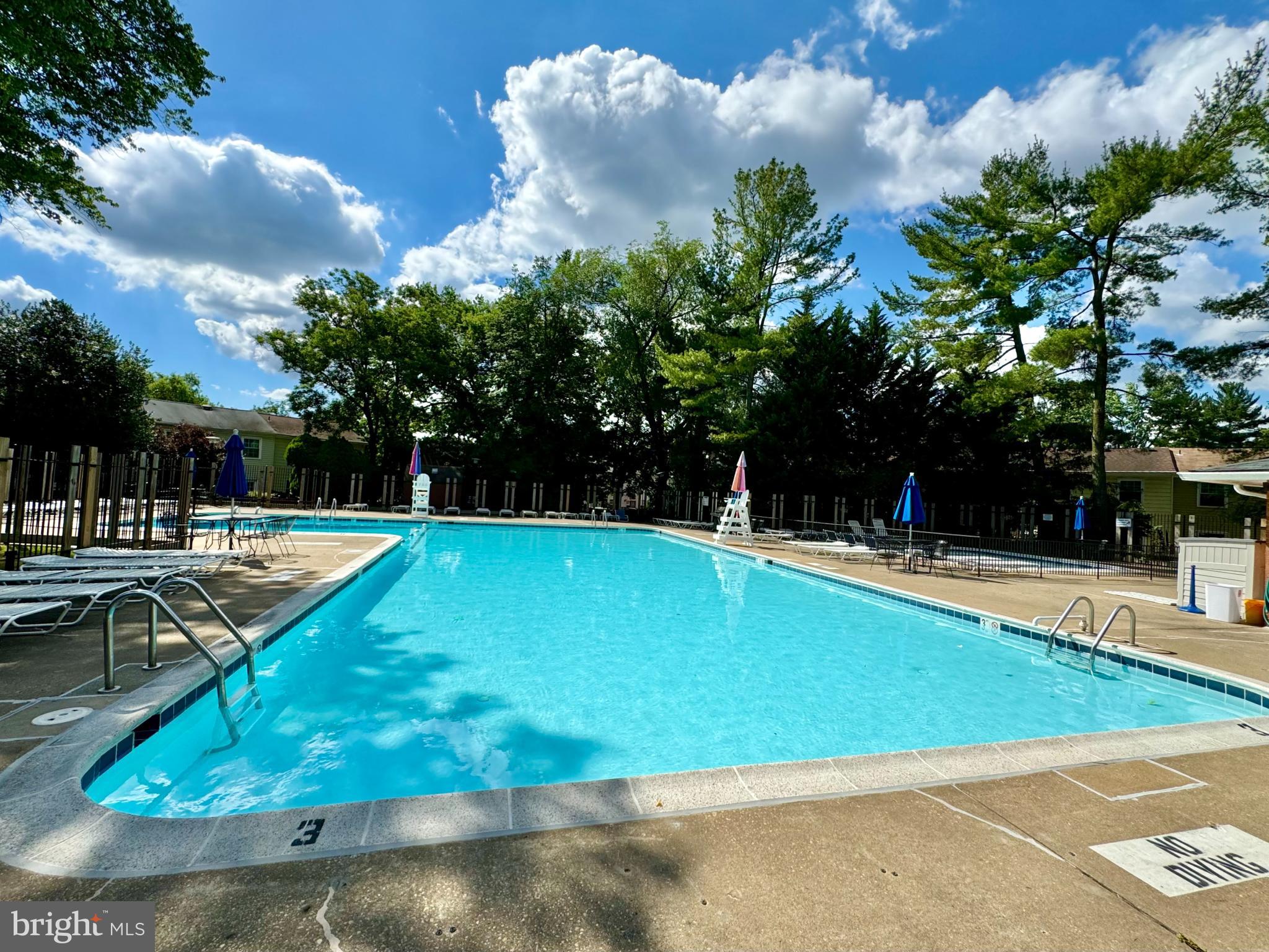 PINEWOOD GREENS - Residential