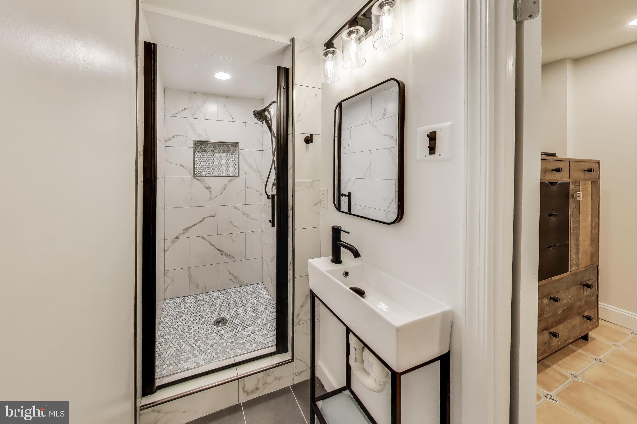 PINEWOOD GREENS - Residential