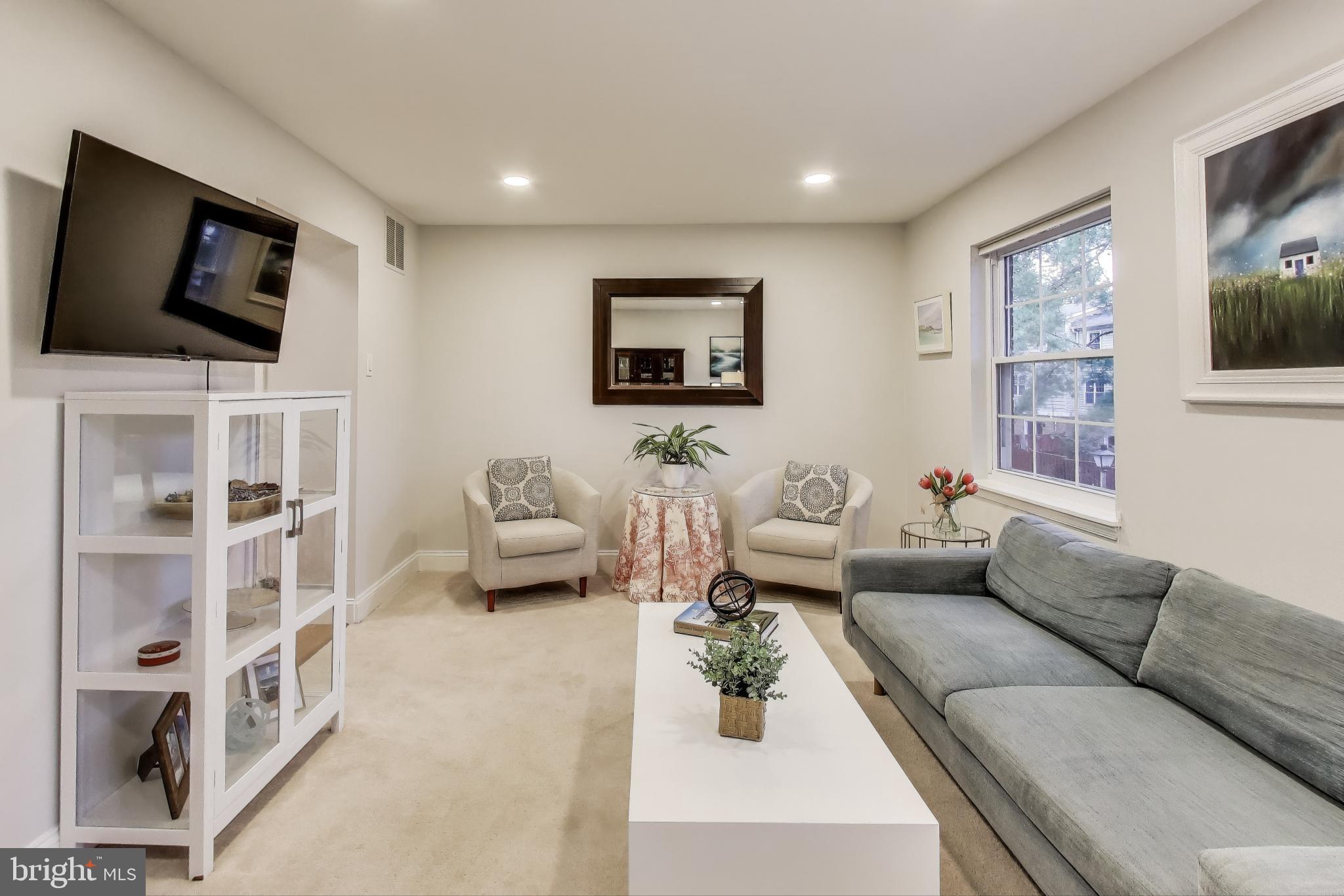 PINEWOOD GREENS - Residential