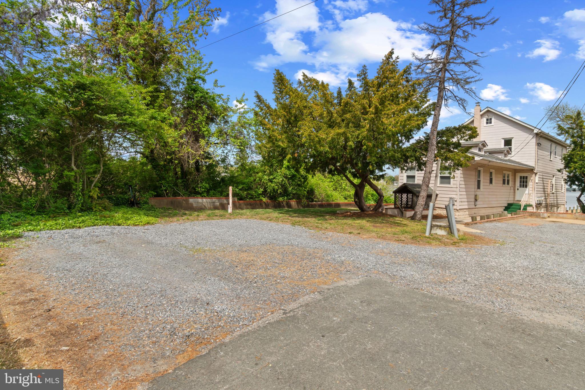 CAPE ST CLAIRE - Residential Lease