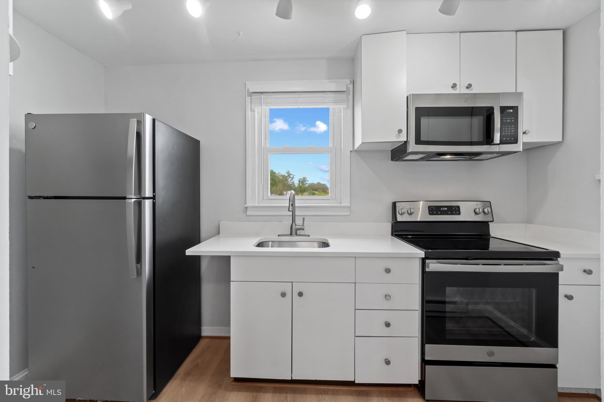 CAPE ST CLAIRE - Residential Lease