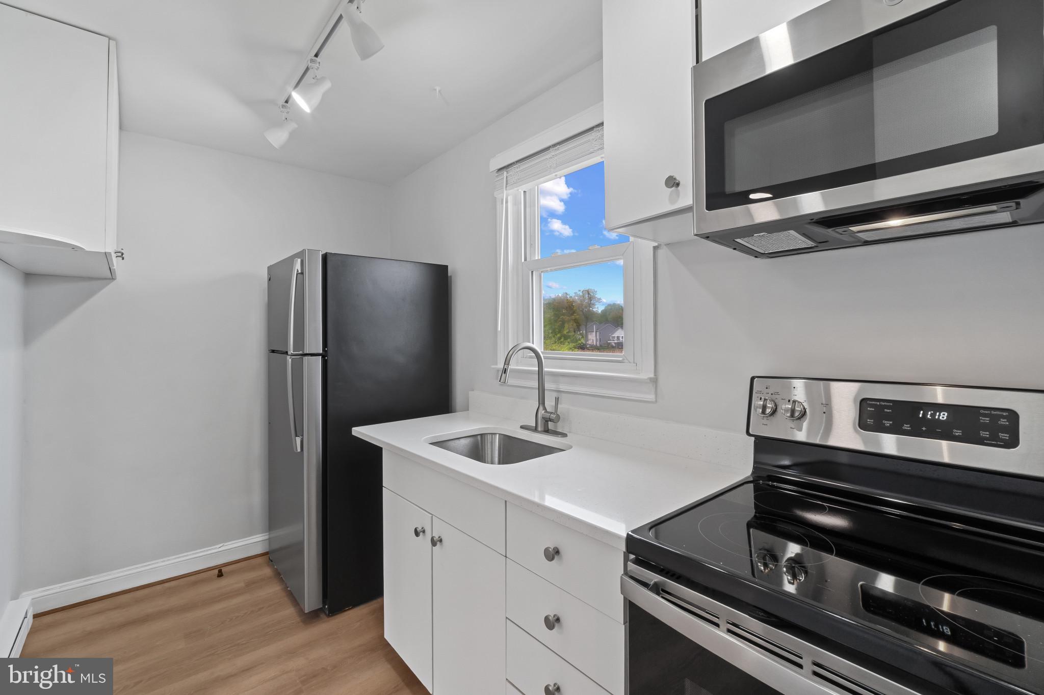 CAPE ST CLAIRE - Residential Lease