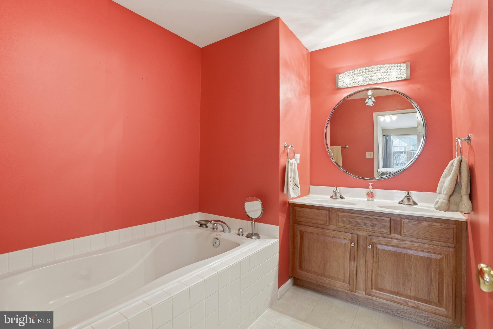 CLIFFSIDE MANOR - Residential