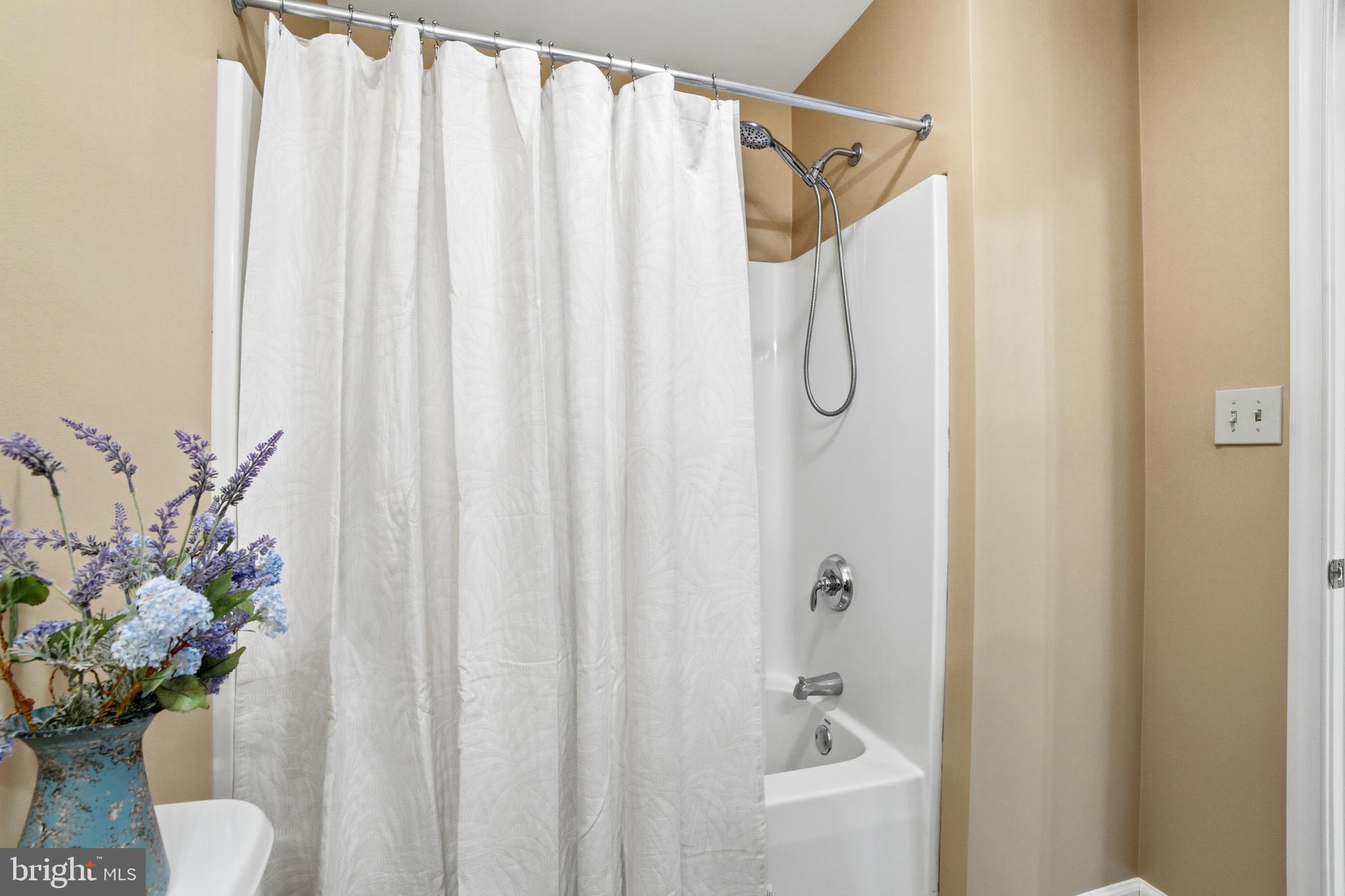 CLIFFSIDE MANOR - Residential