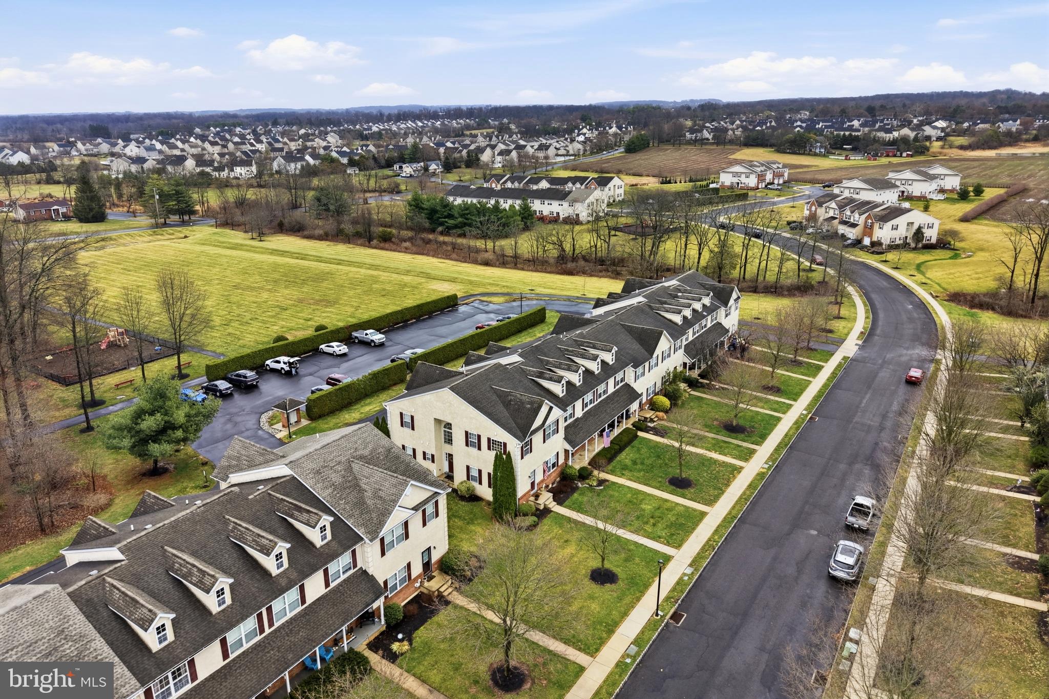CLIFFSIDE MANOR - Residential