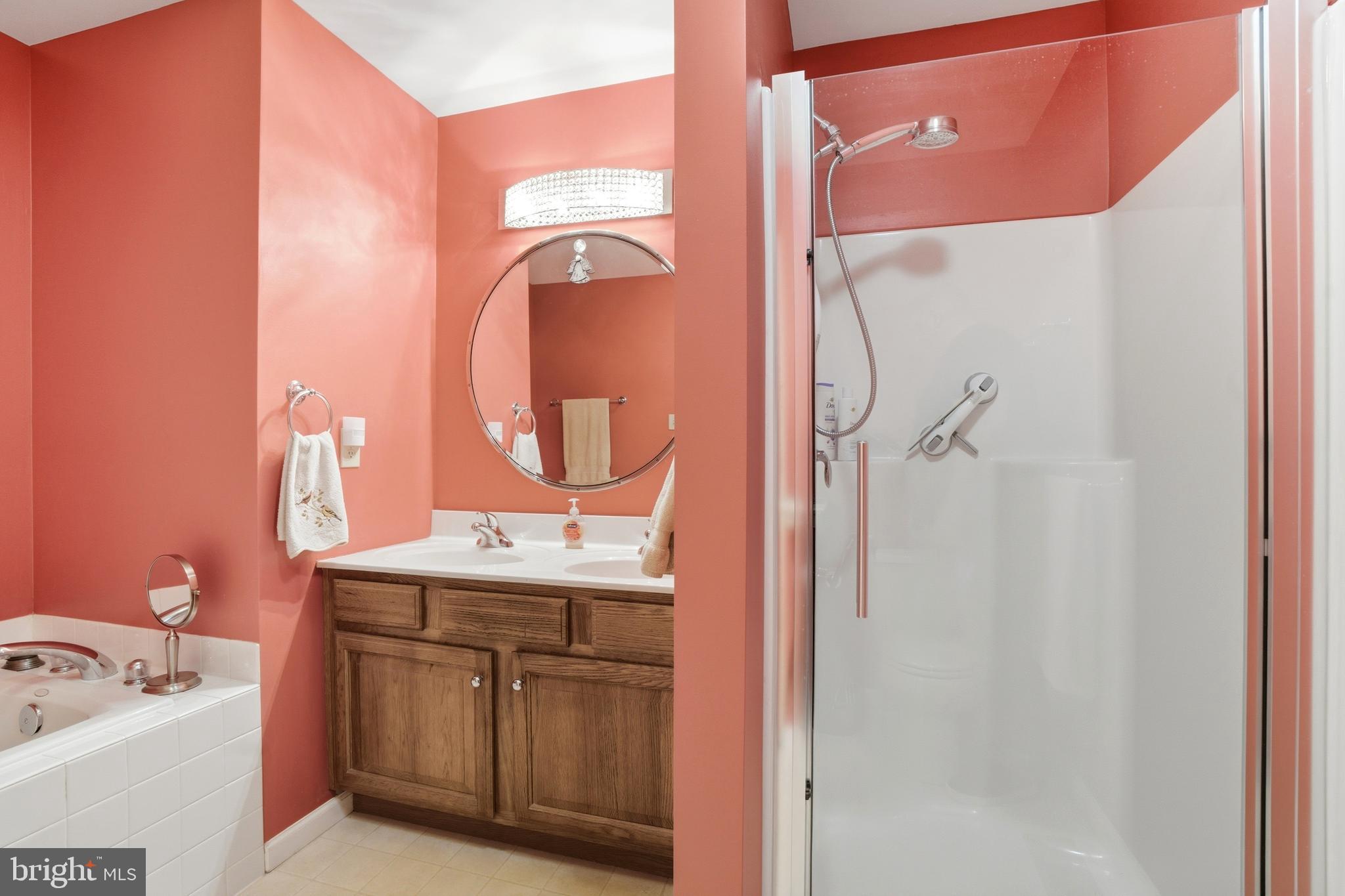 CLIFFSIDE MANOR - Residential