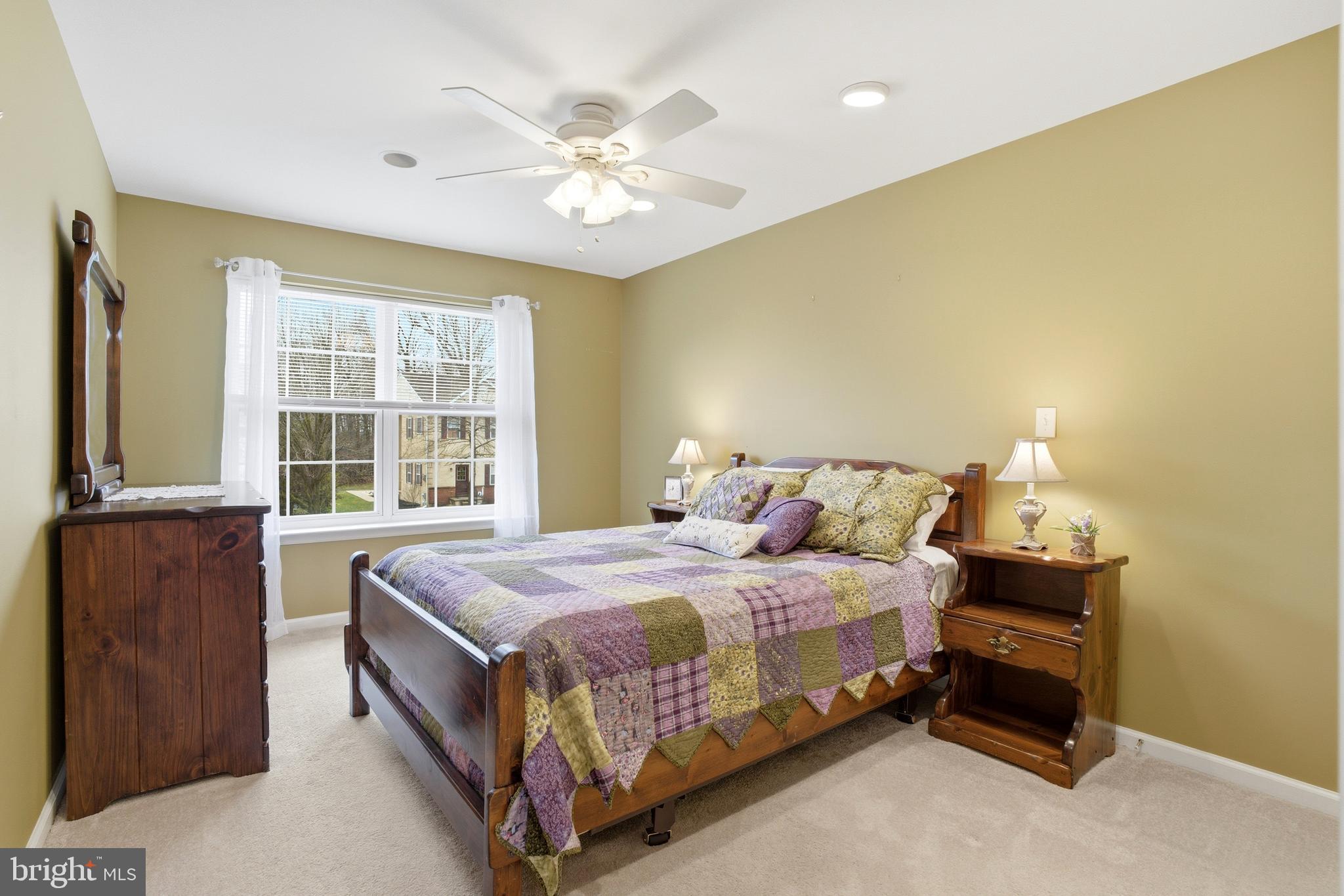 CLIFFSIDE MANOR - Residential