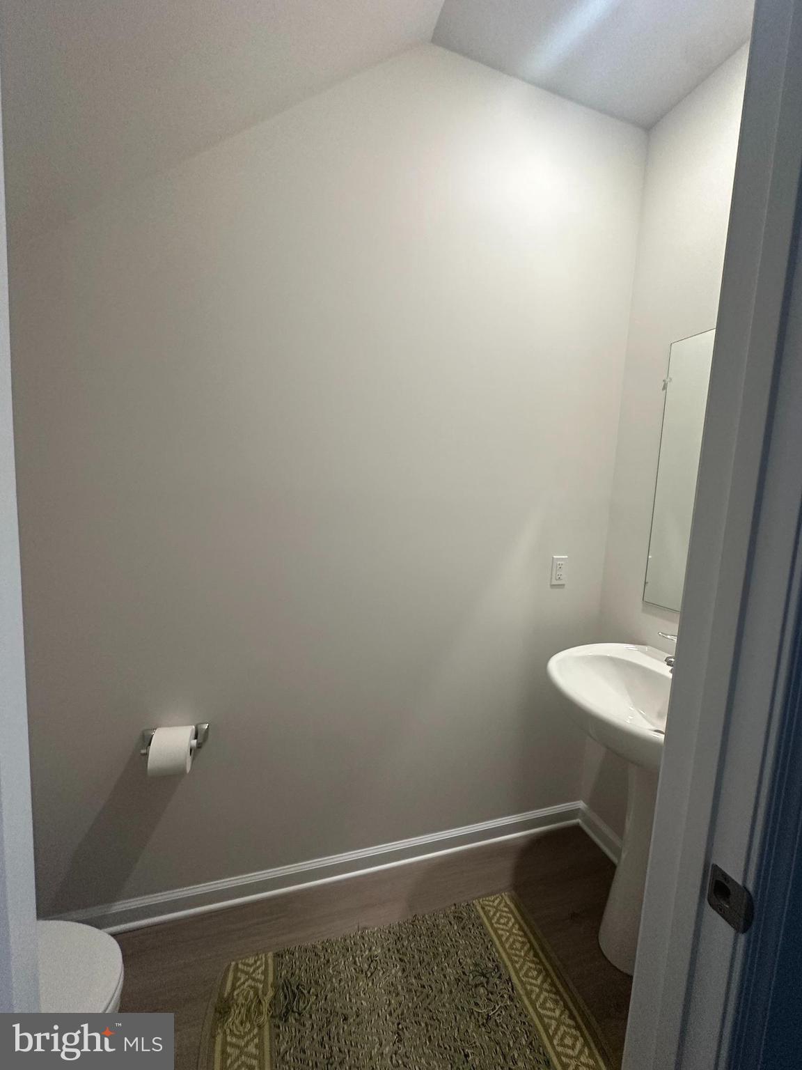 HOMEPLACE AT RIVERSIDE - Residential Lease