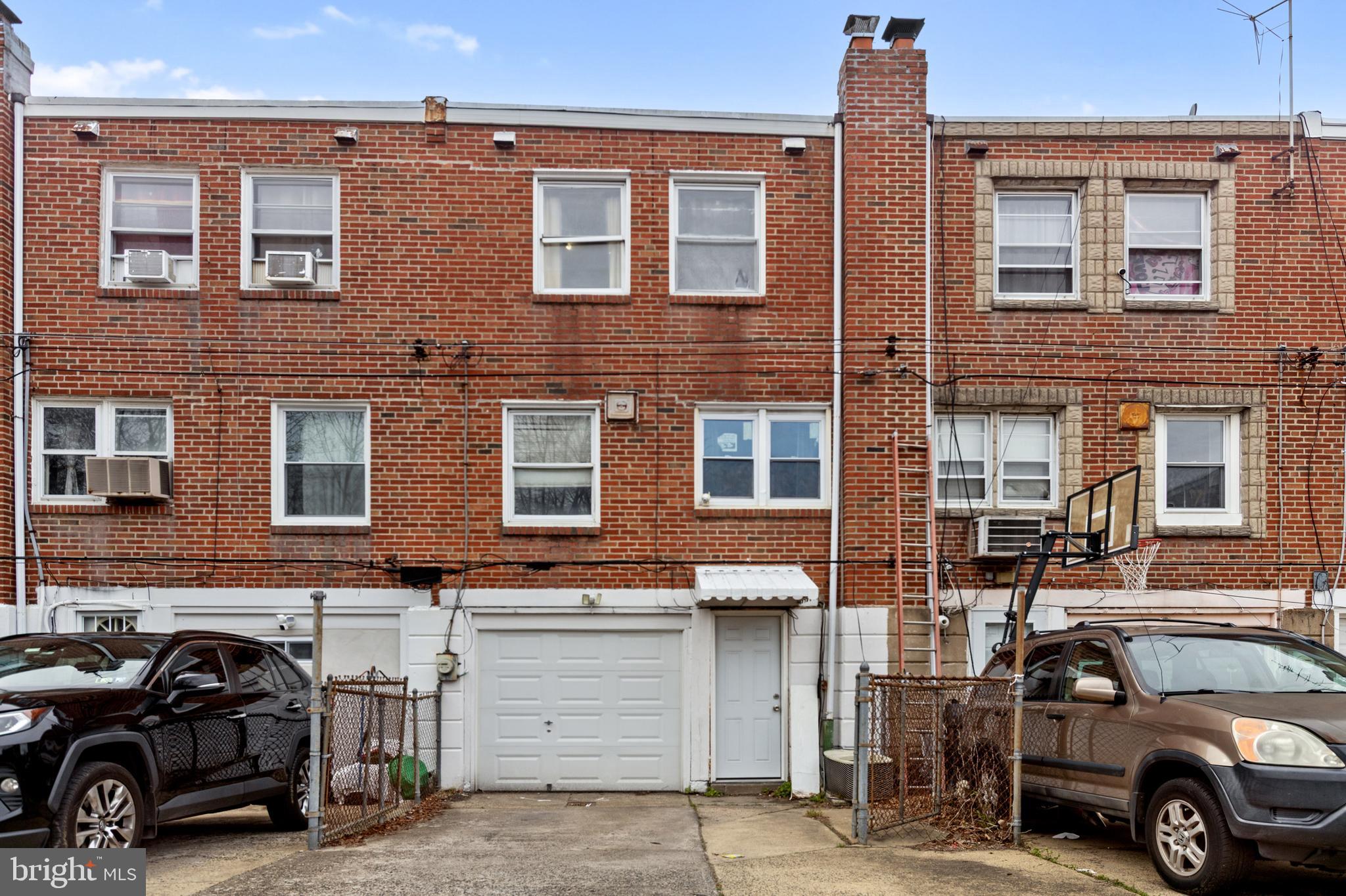 LAWNDALE - Residential