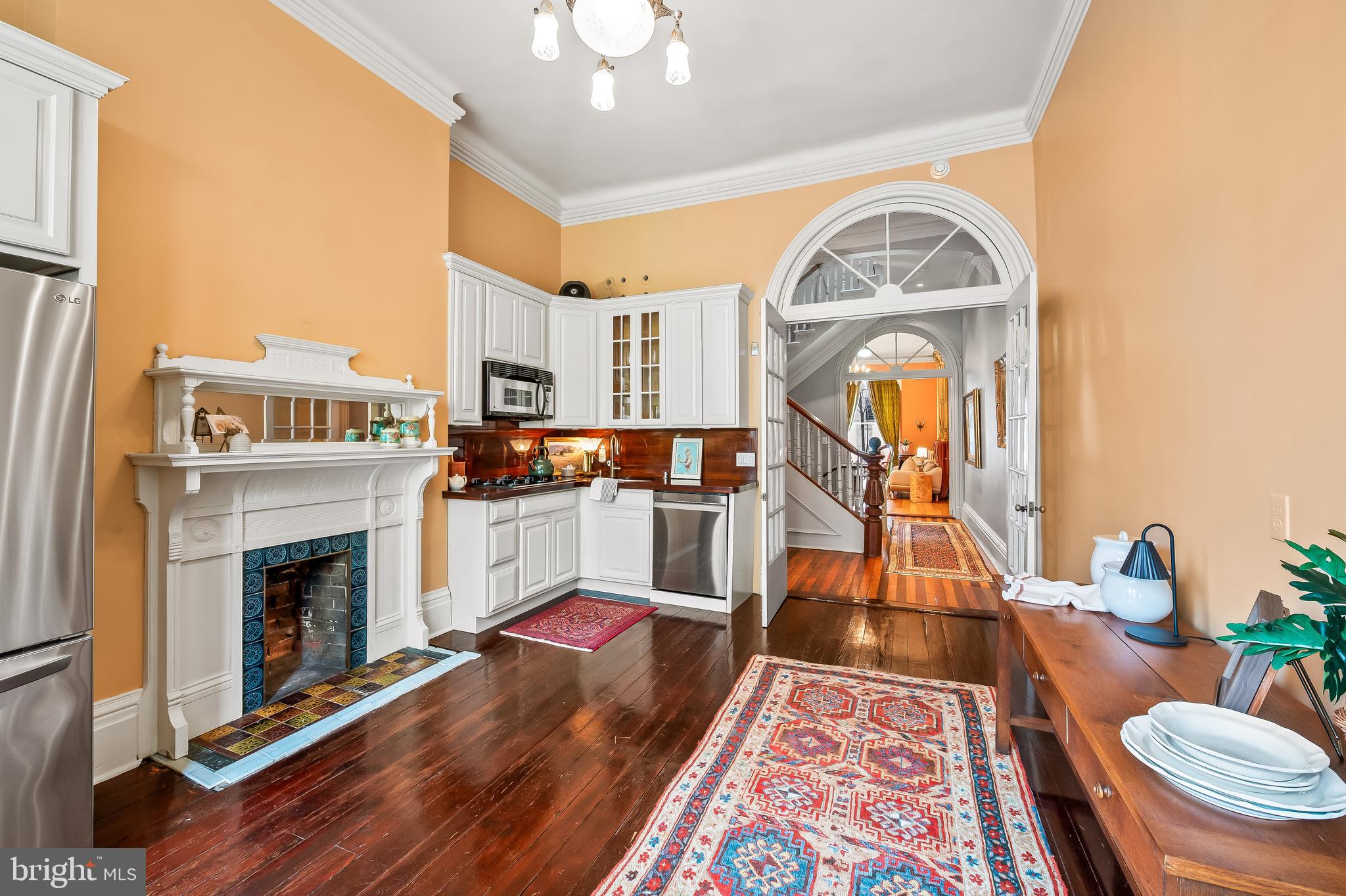 MOUNT VERNON PLACE HISTORIC DISTRICT - Commercial Sale