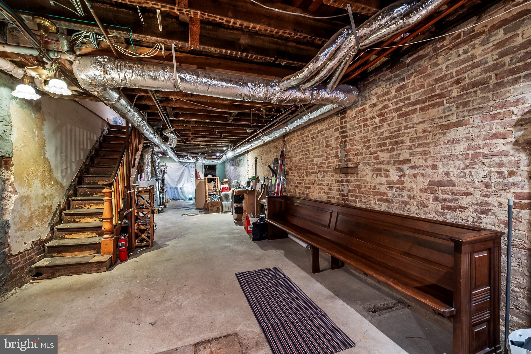 MOUNT VERNON PLACE HISTORIC DISTRICT - Commercial Sale